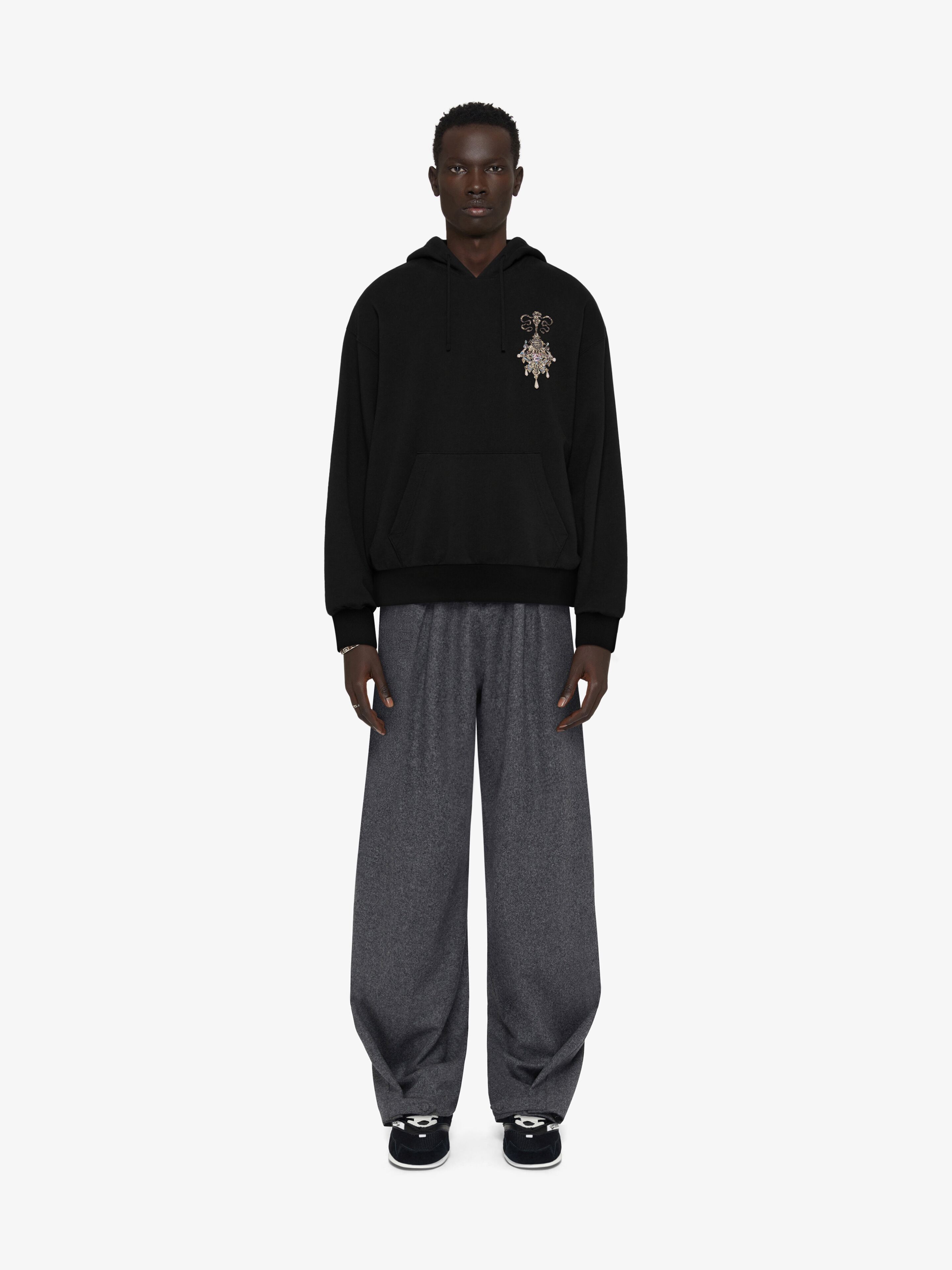 Givenchy o1w1db10925 Boxy Fit Hoodie With Pocket Base in Black Size US XL / EU 56 / 4 - 2 Thumbnail