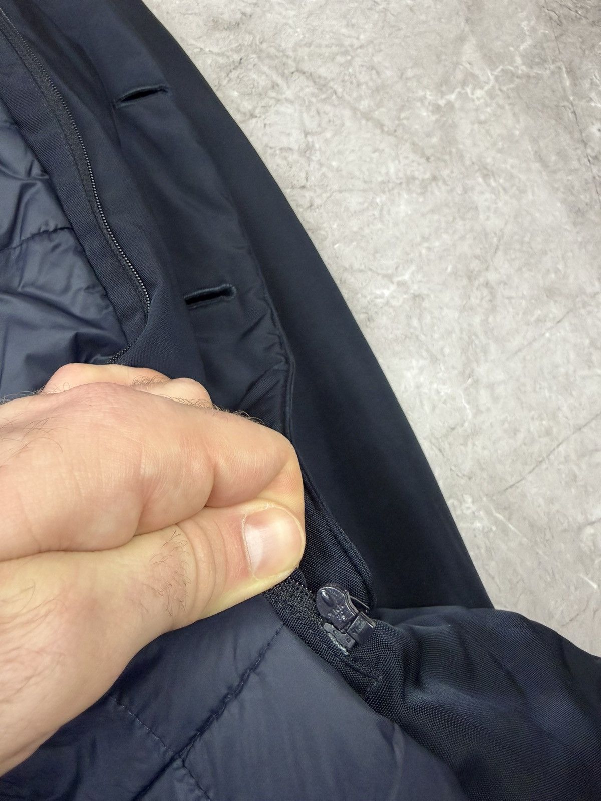 Boggi Men's Boggi Milano Padded Navy Coat Jacket Size 52 Size US L / EU 52-54 / 3 - 14 Thumbnail