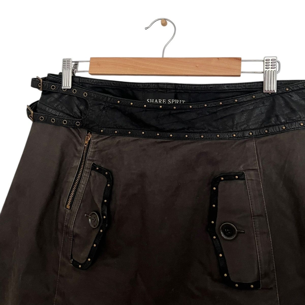Share Spirit Homme Share spirit studded capris Size US 30 / EU 46 - 2 Thumbnail