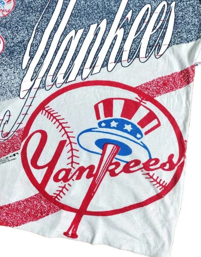 Rare Vintage New York Yankees All over print 1991 T-Shirt