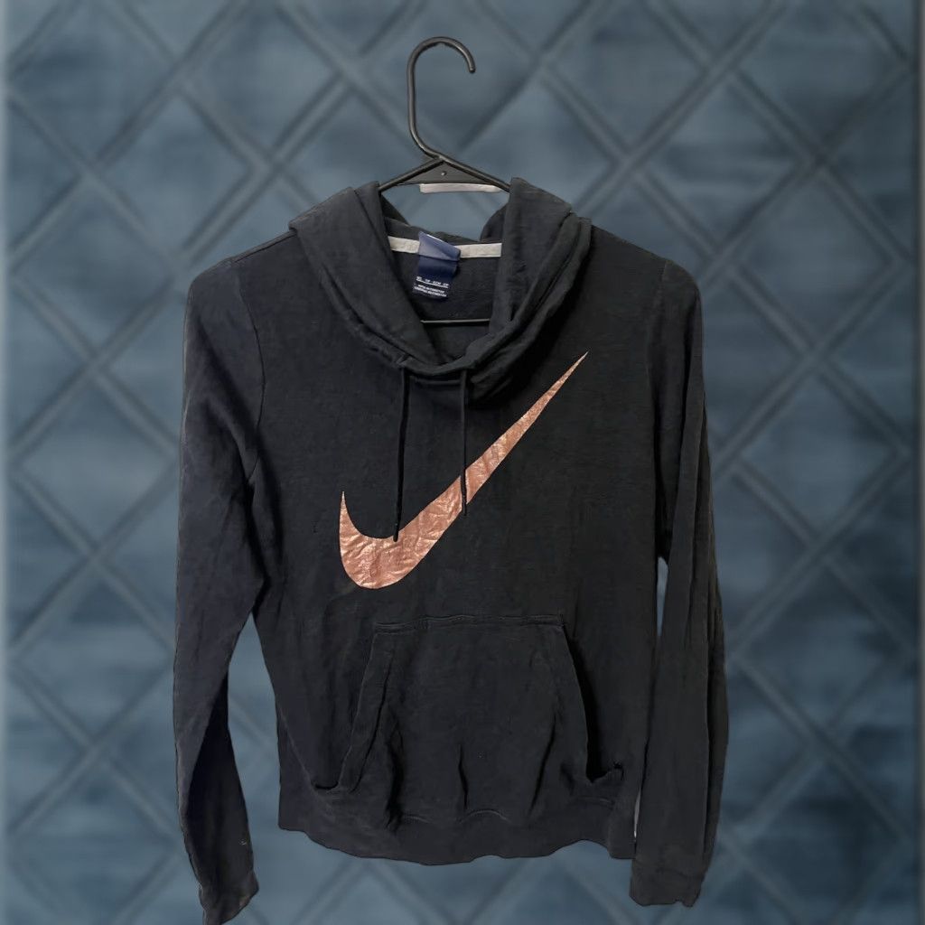 Nike Nike Sweatshirt Womens XS Funnel Club Graphic Pullover Black Rose Gold 805533-010 Size XS / US 0-2 / IT 36-38 - 1 Thumbnail