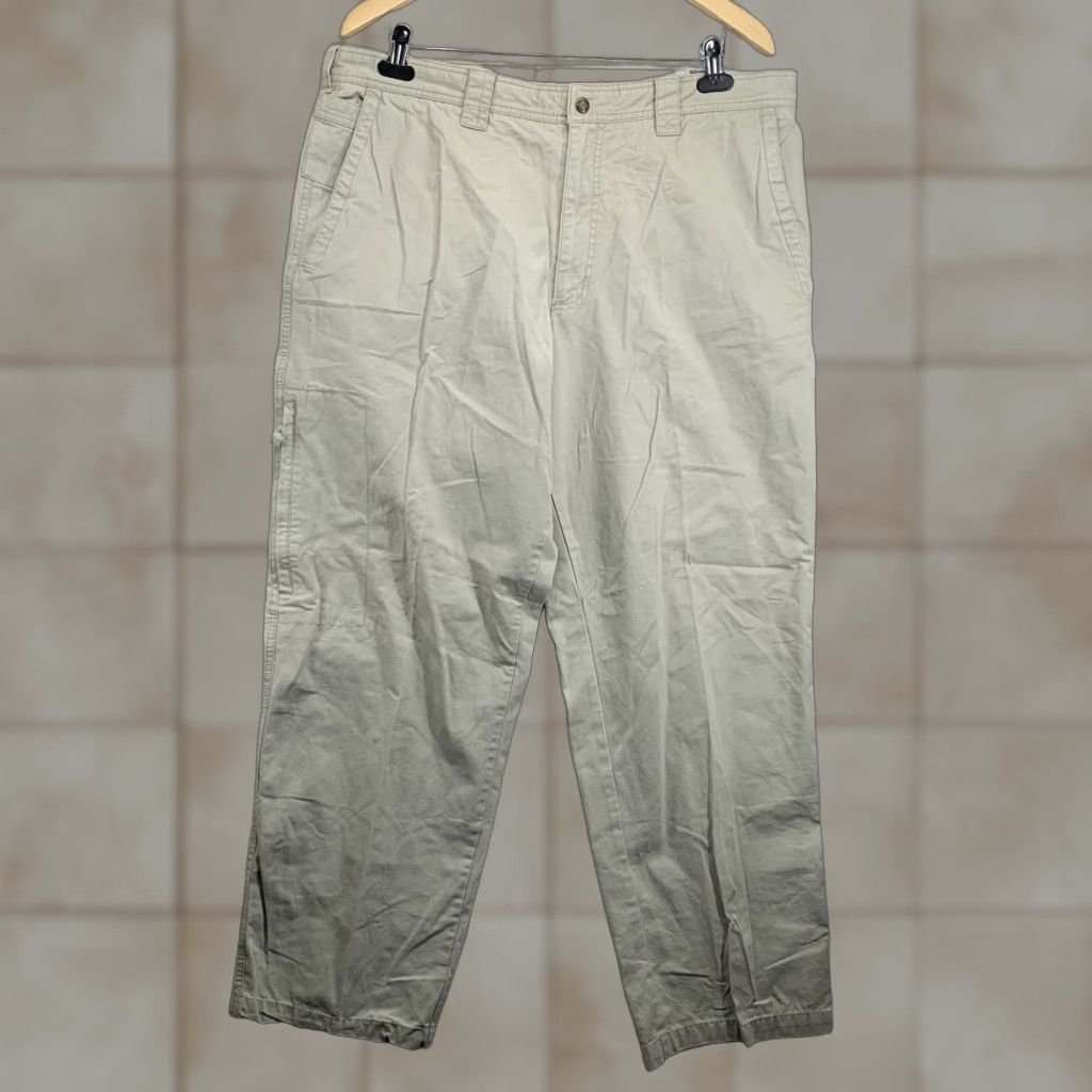 Vintage VINTAGE Columbia Men's Pants Khakis Casual Hiking Workwear 38x30 Beige Cotton Size US 38 / EU 54 - 1 Thumbnail