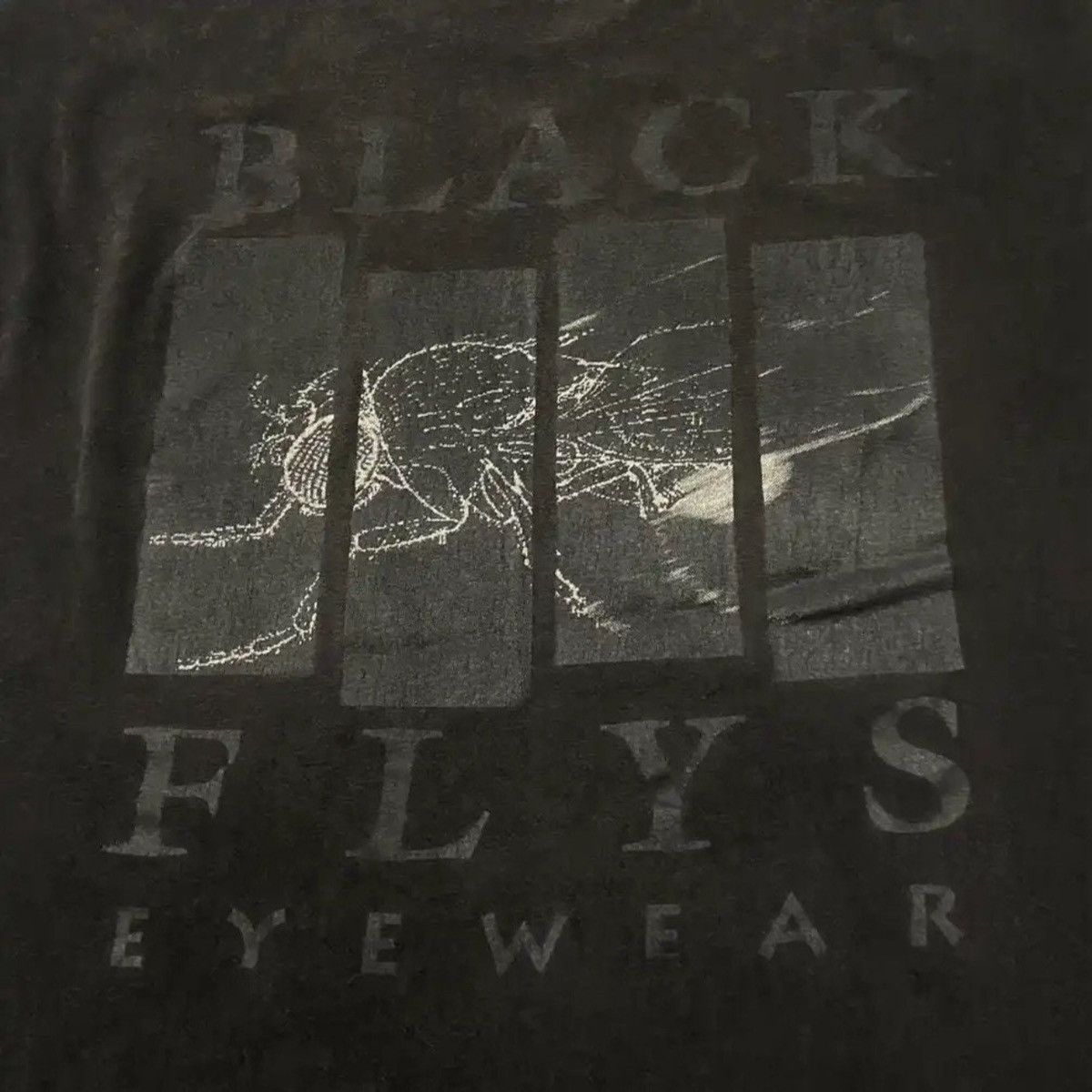 Powell Peralta Vintage black flys Skateboard tshirt by murina Size US XL / EU 56 / 4 - 4 Thumbnail
