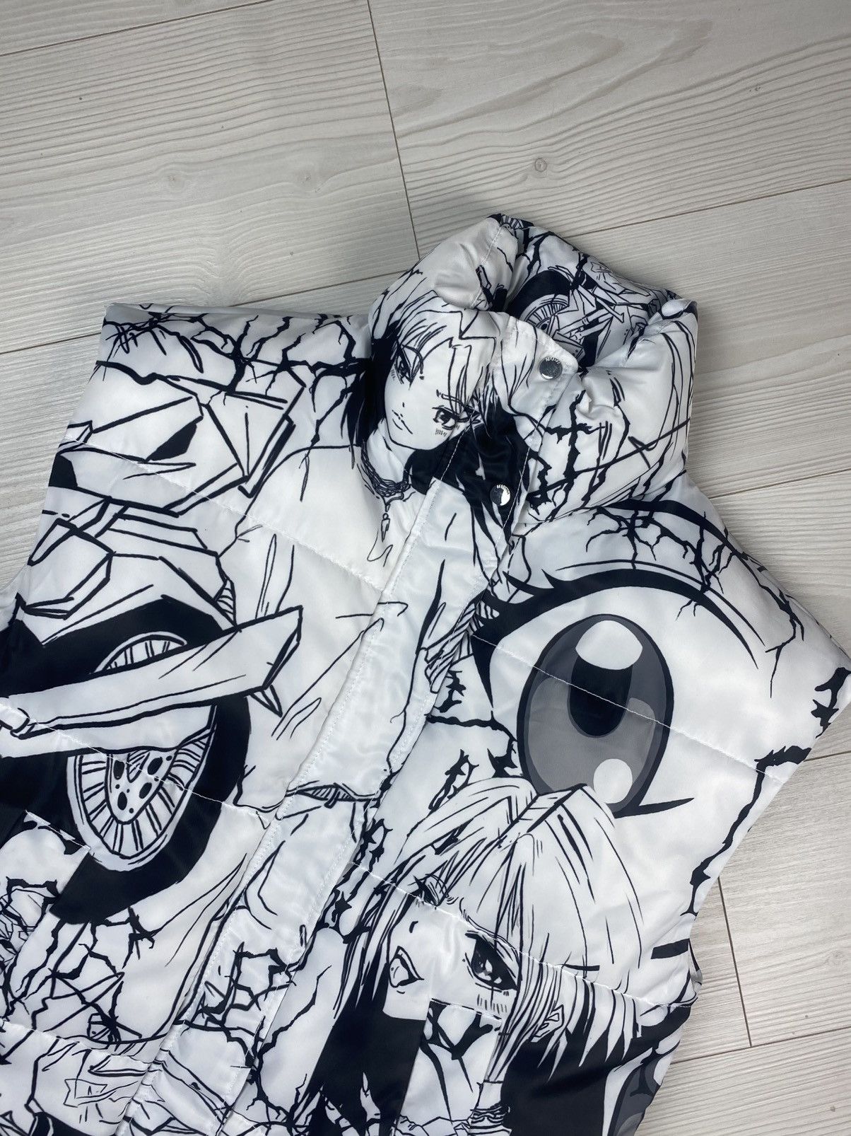 Bershka × Billie Eilish Bershka Billie eilish anime vest y2k Size US M / EU 48-50 / 2 - 3 Thumbnail