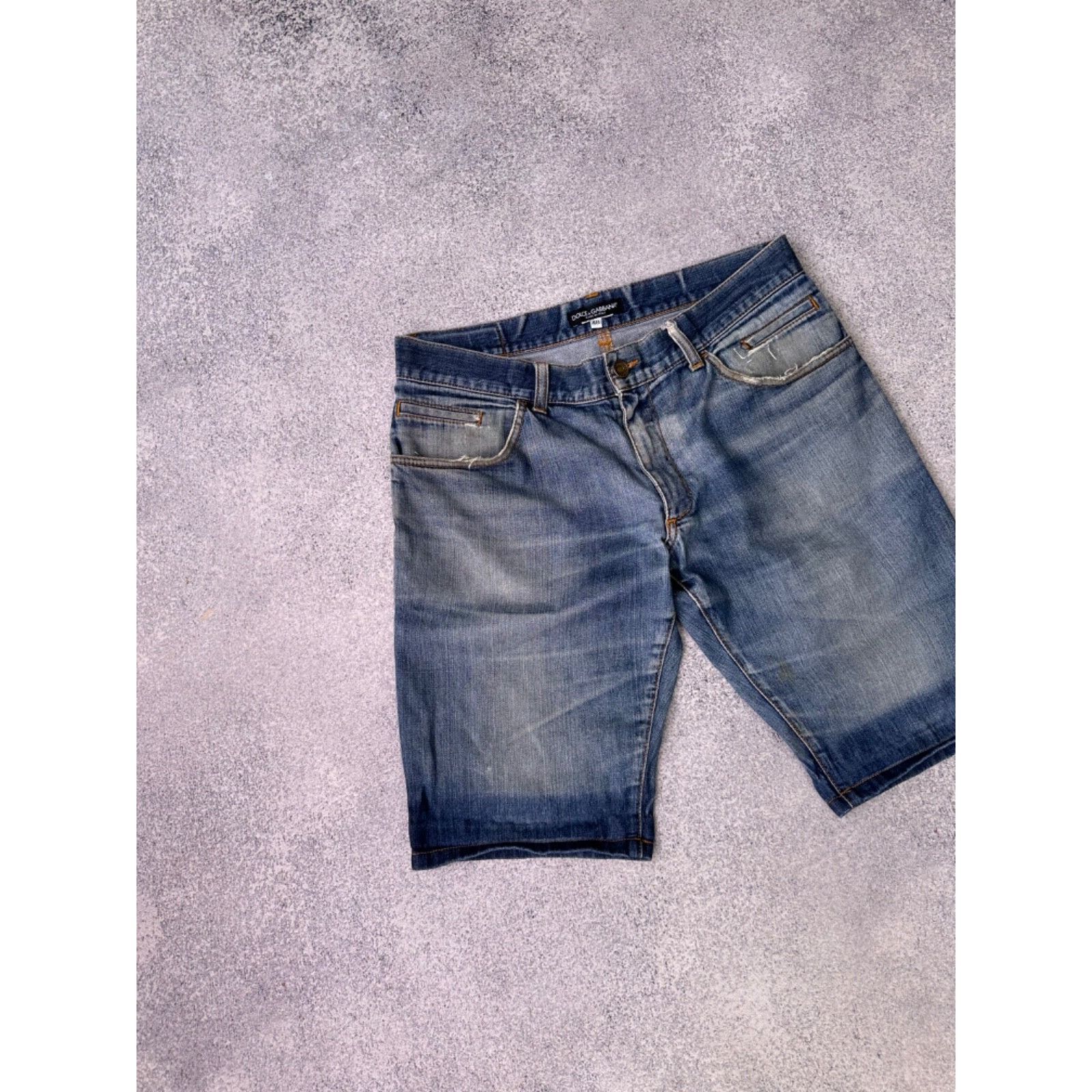 Dolce & Gabbana VTG Dolce&Gabbana Dirty Denim Shorts Size US 30 / EU 46 - 7 Thumbnail