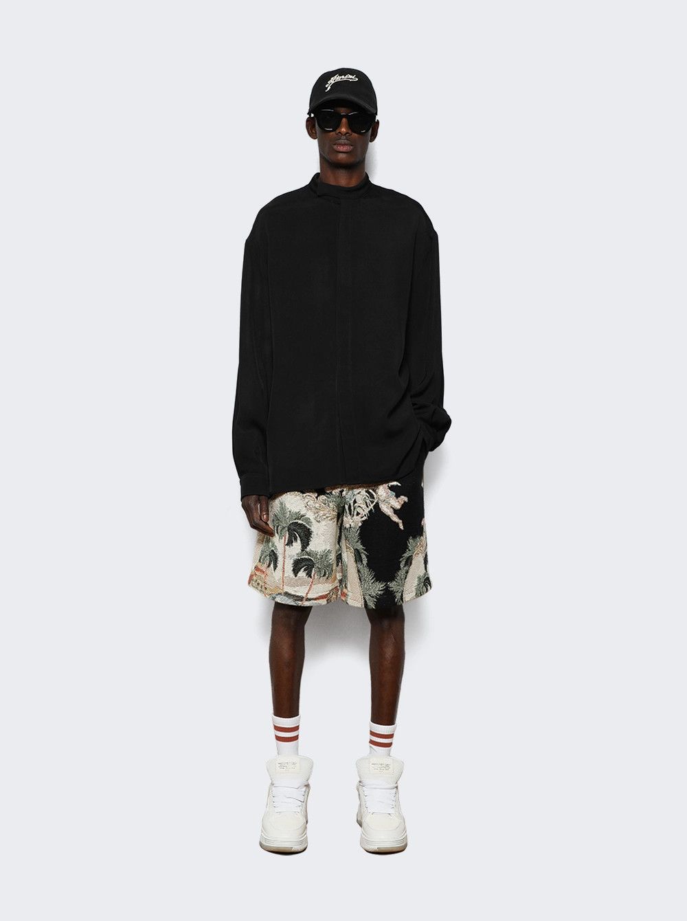 Amiri o1gr1nt0426 Size: OS / Baroque Logo Dad Hat / Cap Black Size ONE SIZE - 4 Thumbnail