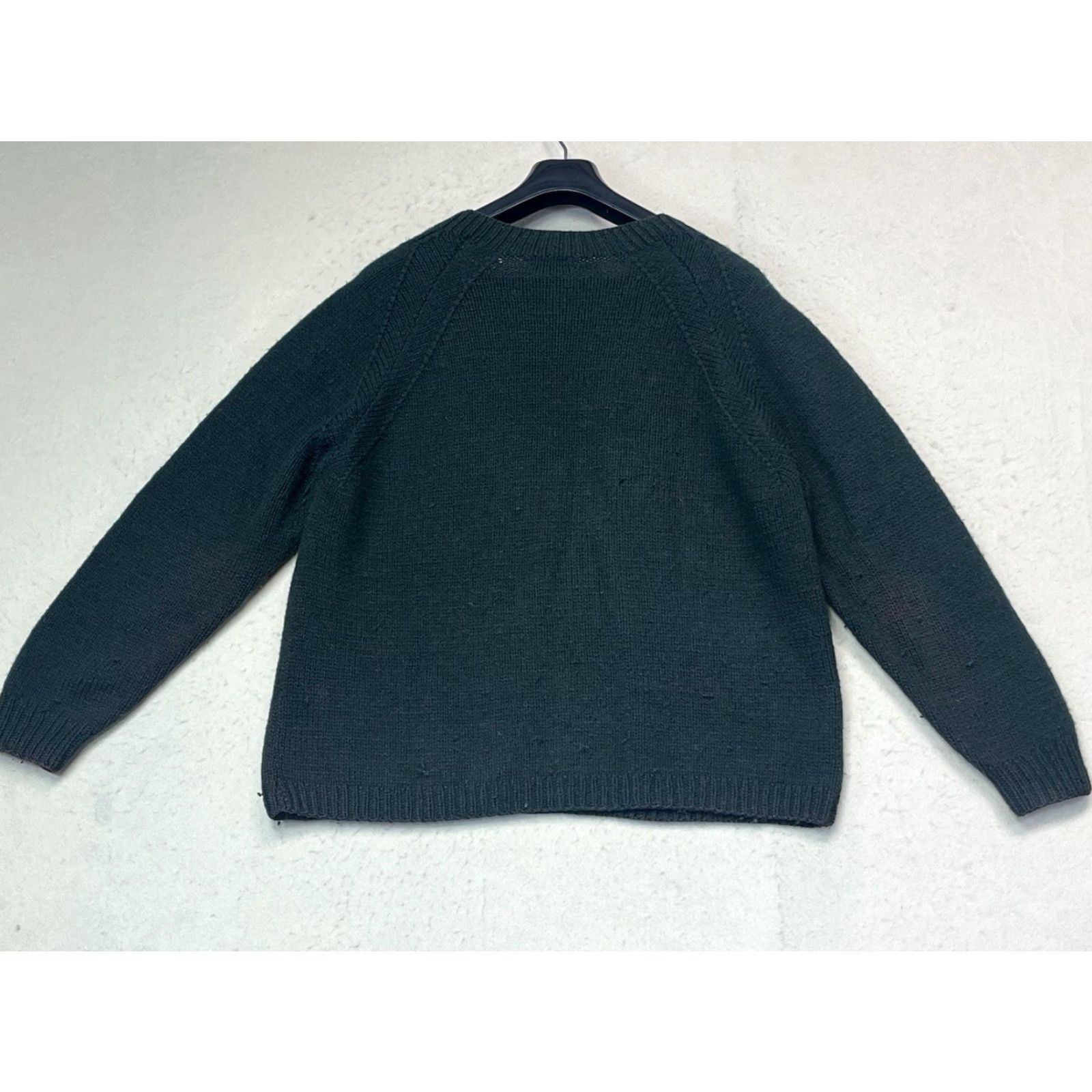 Vintage VINTAGE Specially Hand Made By Mother Women Green V-Neck Sweater L Pullover Long Sleeve Size M/L See Pic Womens Size L / US 10 / IT 46 - 2 Thumbnail