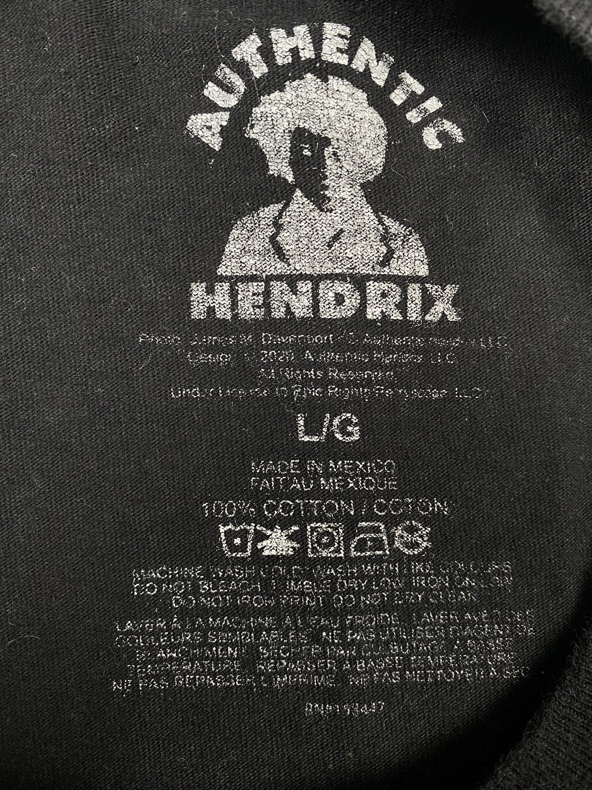 Vintage Vintage 00s Jimi Hendrix Tee Size US L / EU 52-54 / 3 - 13 Thumbnail