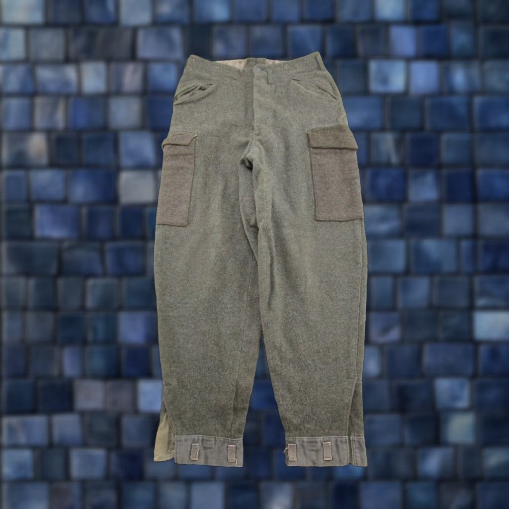 Vintage VINTAGE Military Wool Cargo Pants 1940 WW2 Men's Trousers Khaki Green 28x29 Casual Workwear Brown 28 Mens Wool Cargo Pants Green Army 1940s Size US 28 / EU 44 - 1 Thumbnail