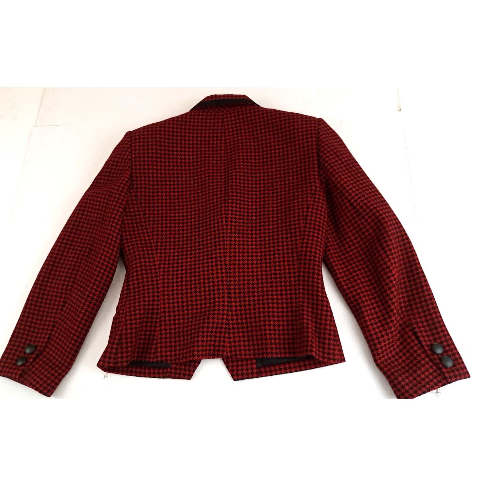 Vintage VINTAGE ER GERARD FOR RENLYN Woman Jacket Houndstooth Red Wool Button sz 10 USA 80s Cardigan Women Size L / US 10 / IT 46 - 6 Thumbnail