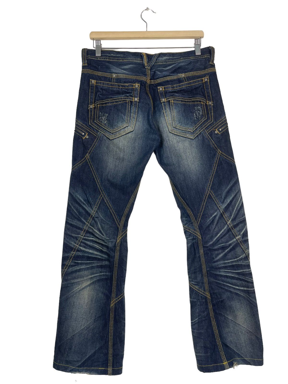 Japanese Brand JAPANASE HIDEAWAY NICOLE RIPPED JEANS FLARE DENIM Size US 32 / EU 48 - 13 Thumbnail