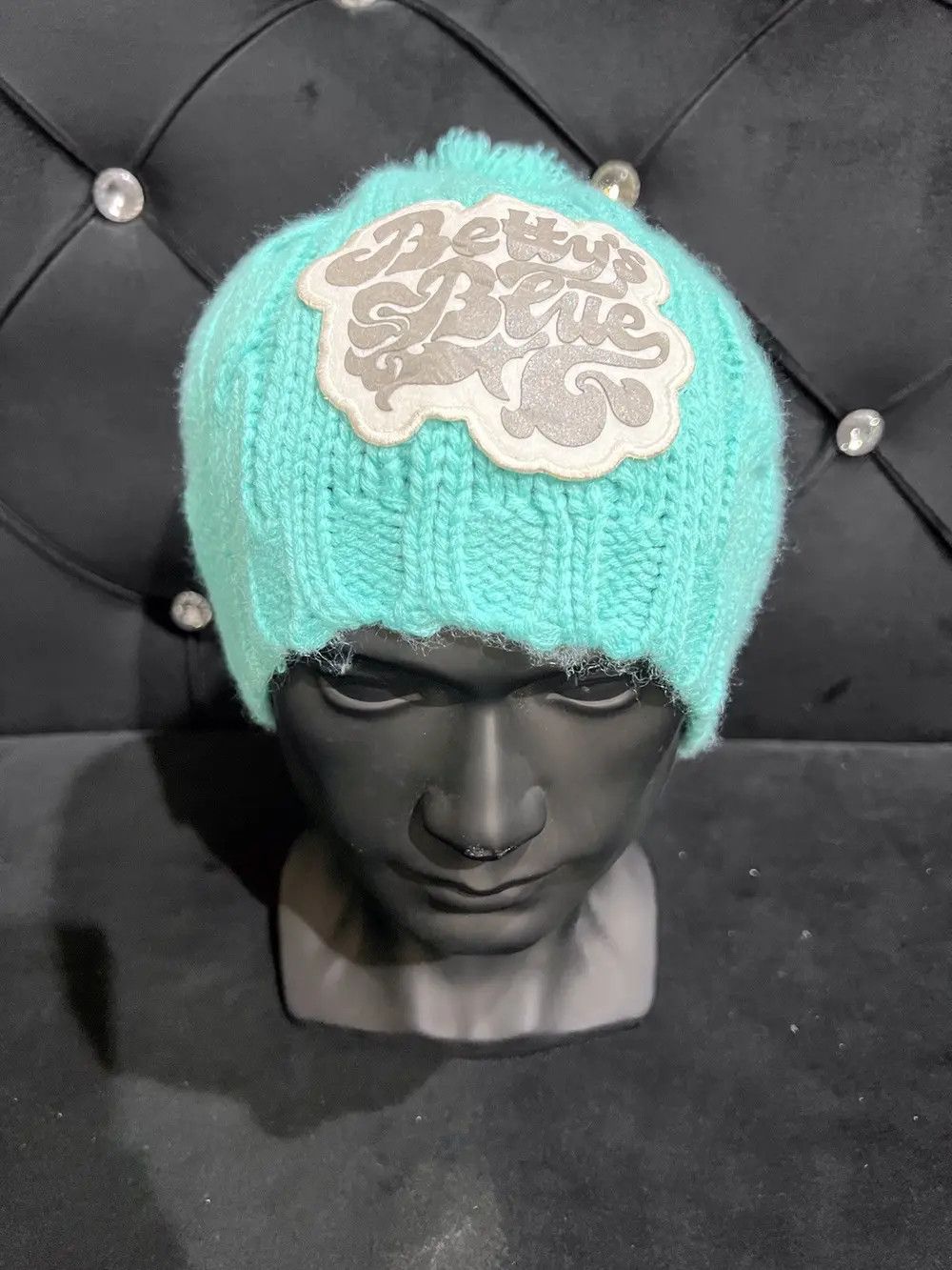 Japanese Brand Betty Blue Bobble Beanie Hat Size ONE SIZE - 4 Thumbnail