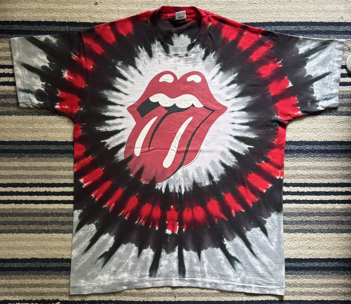 Fruit Of The Loom 1994 Rolling Stones Voodoo Lounge Tie Dye Tee XL USA Size US XL / EU 56 / 4 - 1 Thumbnail
