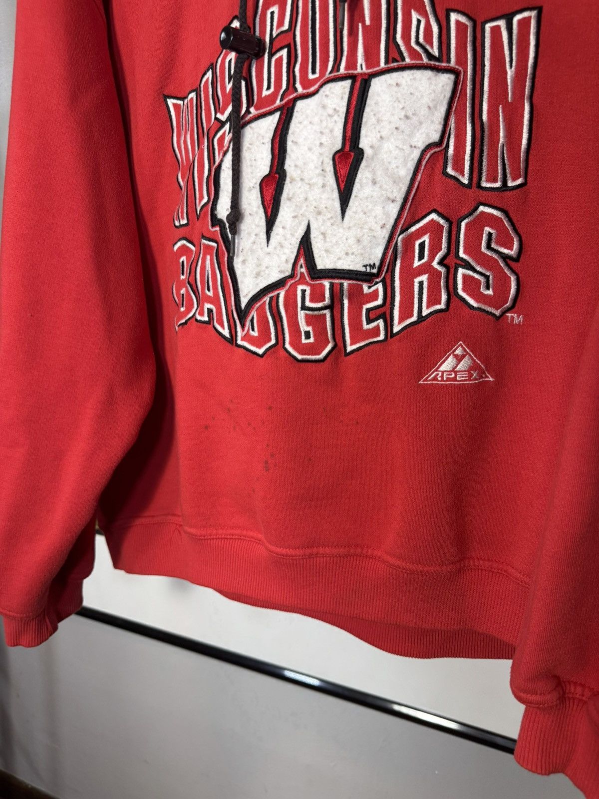 Vintage Vintage Wisconsin Badgers Two Tone Hoodie Size US XL / EU 56 / 4 - 3 Thumbnail