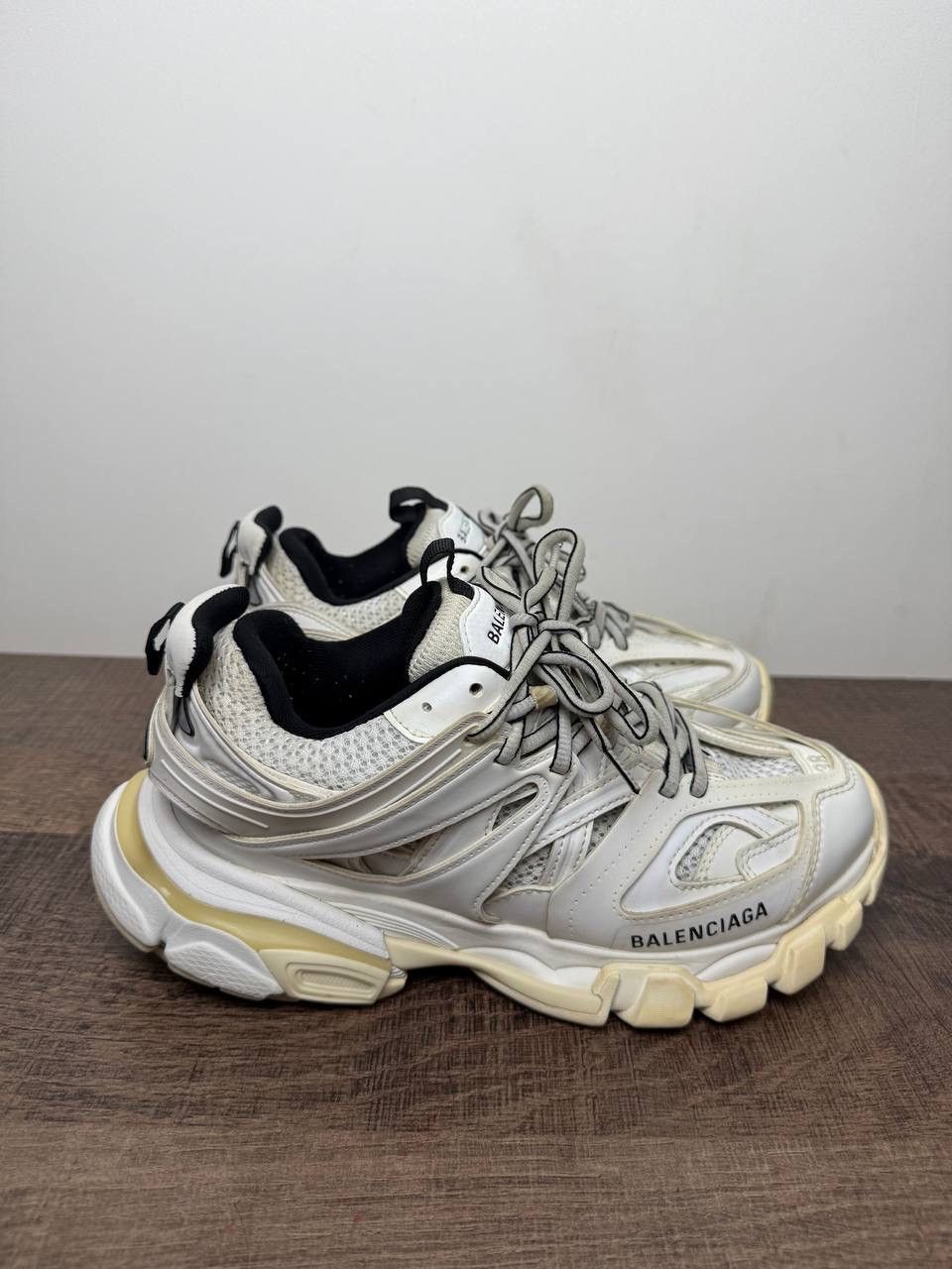 Balenciaga Balenciaga Track White/Black Shoes 38-39 Size US 8 / IT 38 - 2 Thumbnail