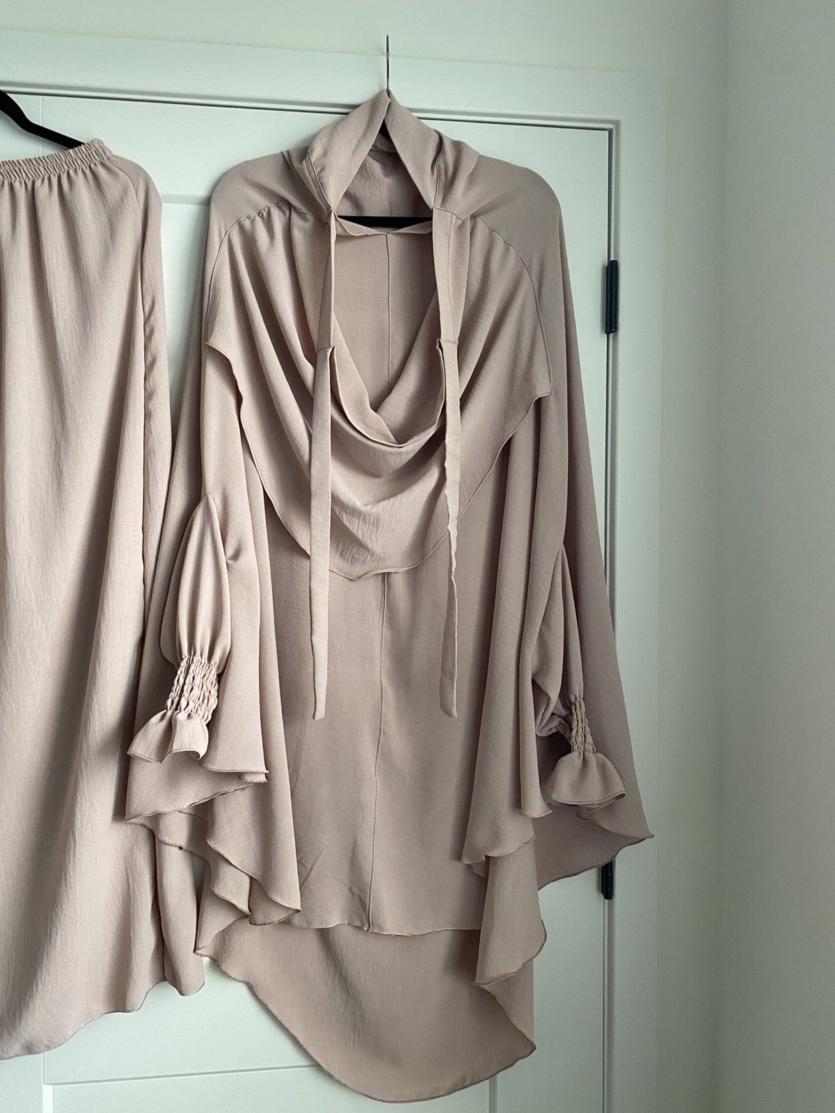 Other Women 2pc Prayer Dress Hijab/Niqab Khimar Skirt Pink New Size L / US 10 / IT 46 - 5 Thumbnail