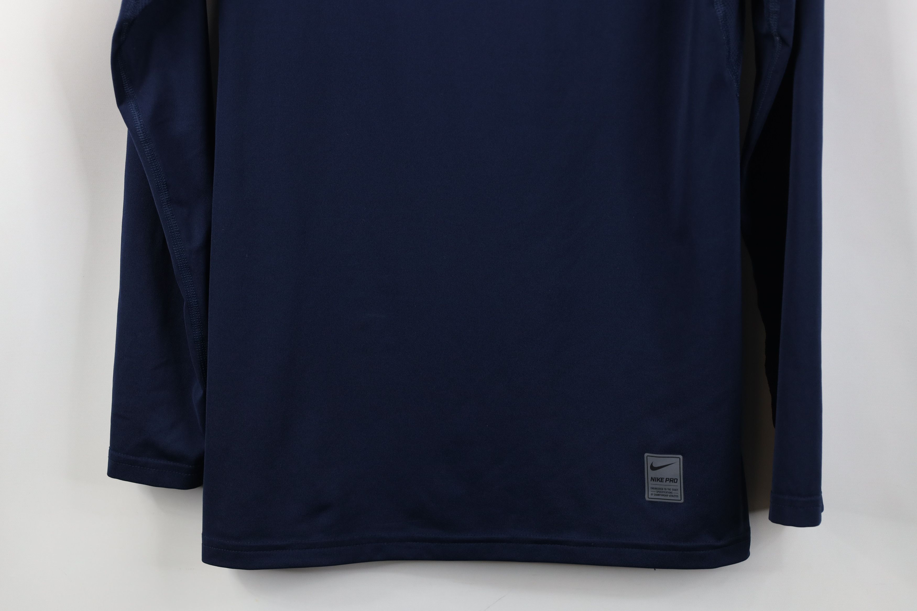 Nike Nike Pro Combat Swoosh Compression Training T-Shirt Blue Size US M / EU 48-50 / 2 - 3 Thumbnail