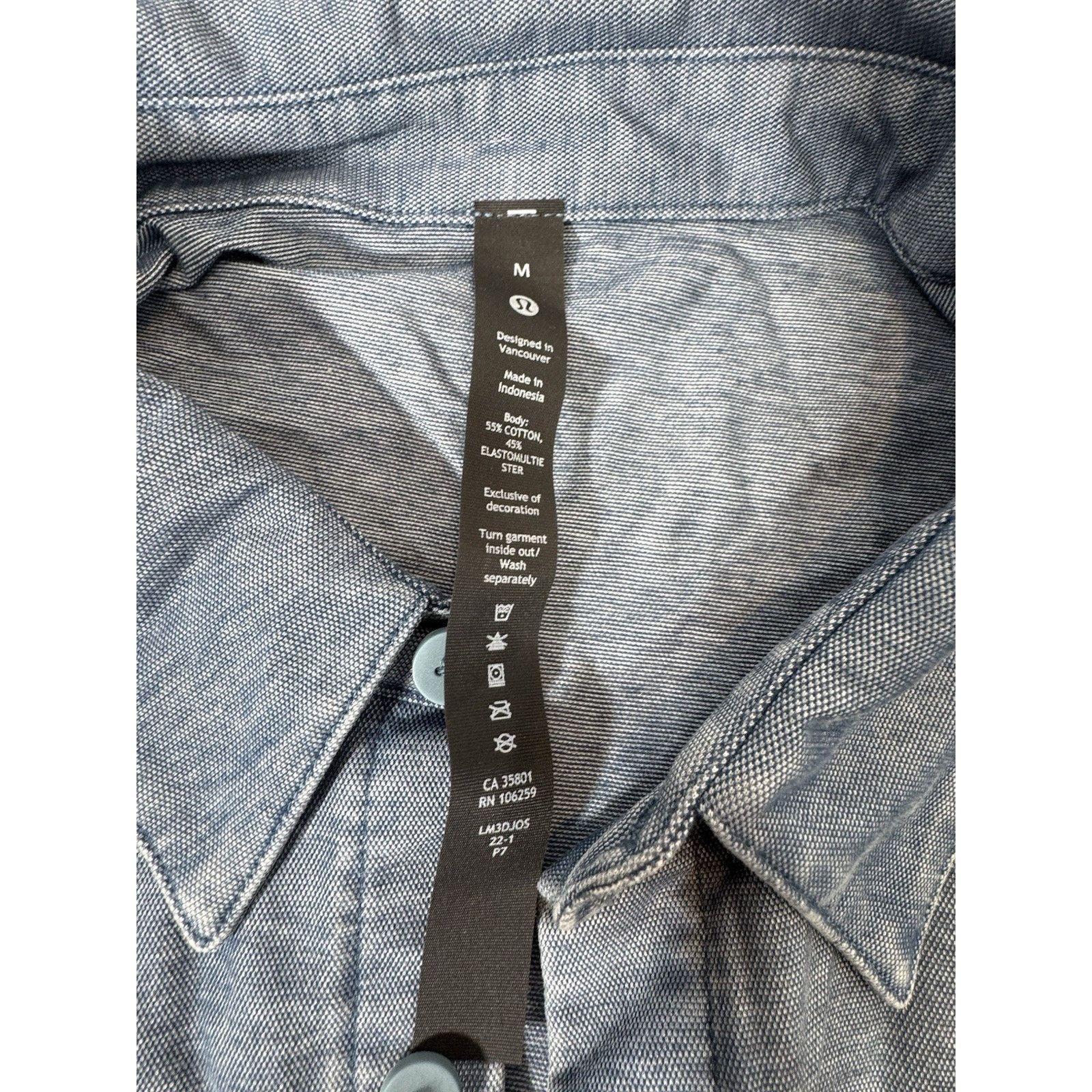 Lululemon Lululemon Men's Commission Shirt Size Medium , Denim Size US M / EU 48-50 / 2 - 7 Thumbnail