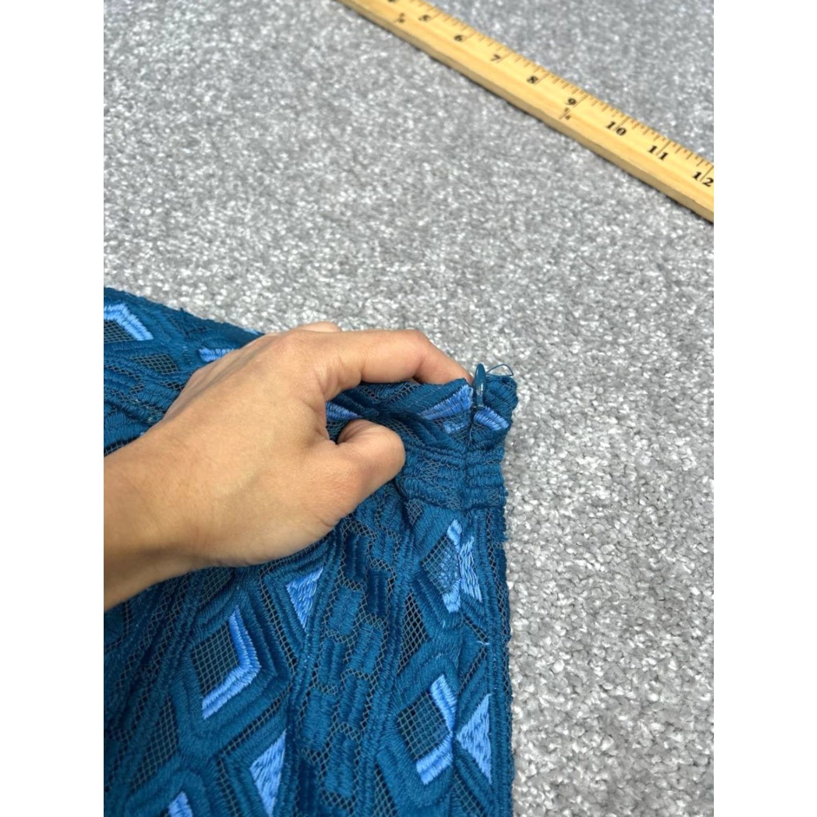 Anthropologie VINTAGE By Anthropologie Sienna Embroidered Pencil Skirt Womens 0 Blue Straight Side Zip Size 25" / US 0 / IT 36 - 7 Thumbnail