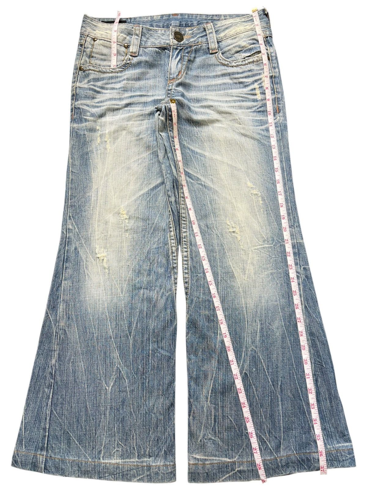 Acne Studios Vintage Japanese Lolita Distress Low Rise Flare Jeans Size 32" / US 10 / IT 46 - 7 Thumbnail