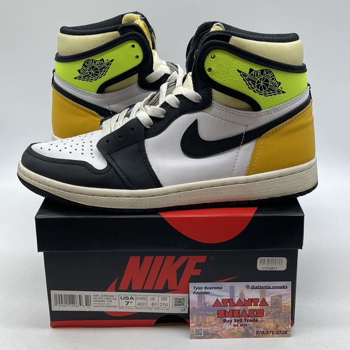 Jordan Brand Air Jordan 1 high volt gold Size US 7.5 / EU 40-41 - 1 Thumbnail