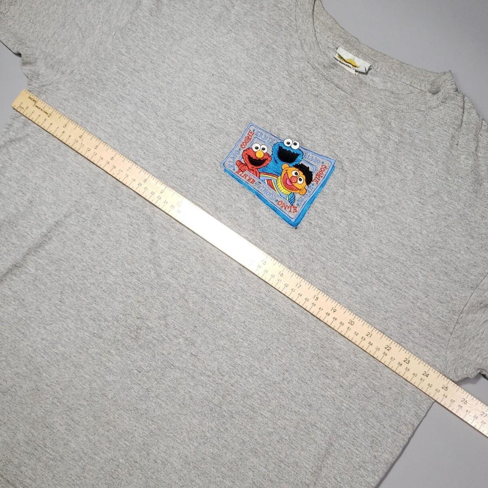 Vintage Vintage Sesame Street Elmo Cookie Monster Ernie T Shirt XL Size US XL / EU 56 / 4 - 6 Thumbnail