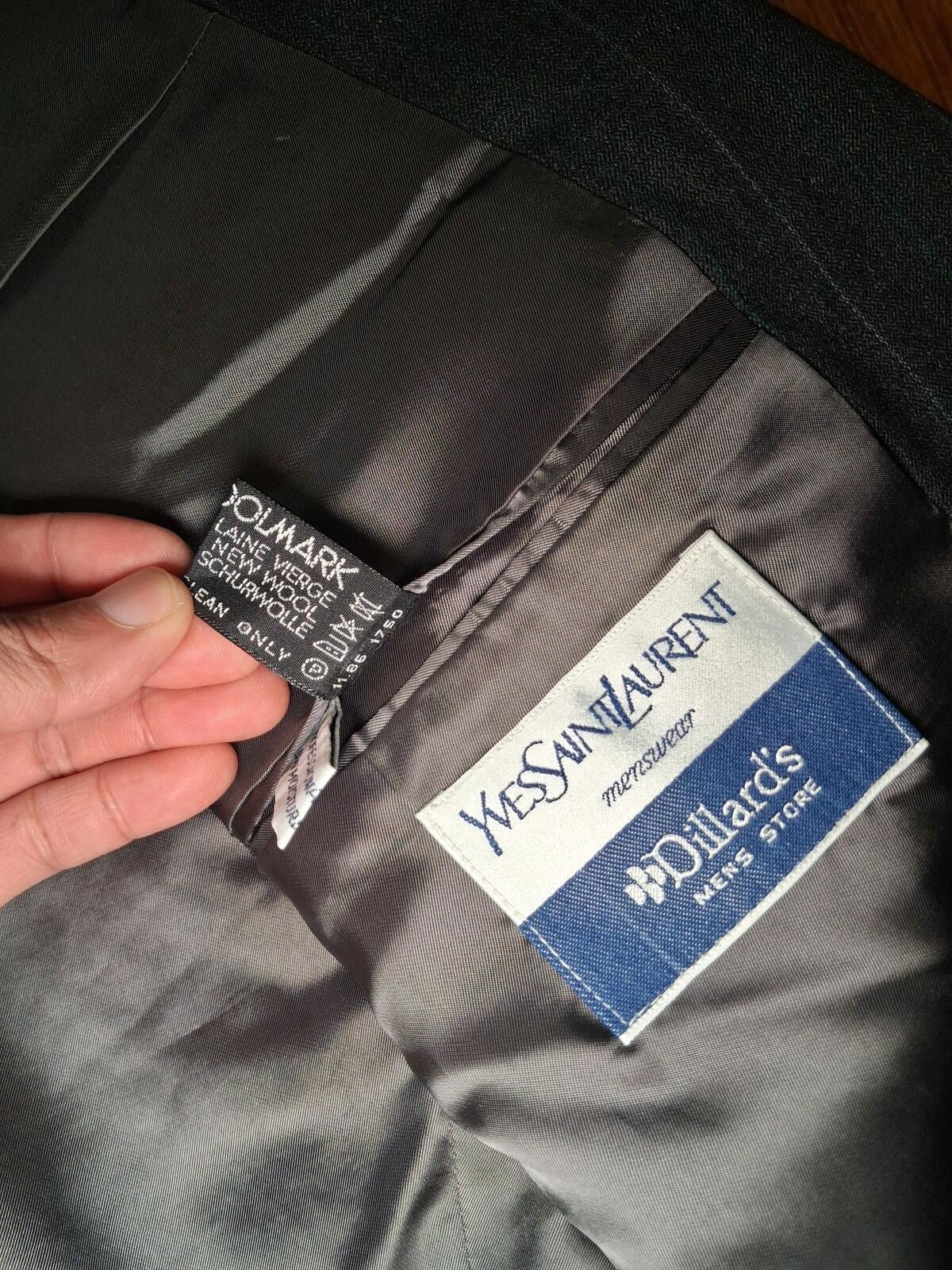 Yves Saint Laurent Yves Saint Laurent Sport Coat 42L Gray Striped Sharkskin Size 42L - 4 Thumbnail