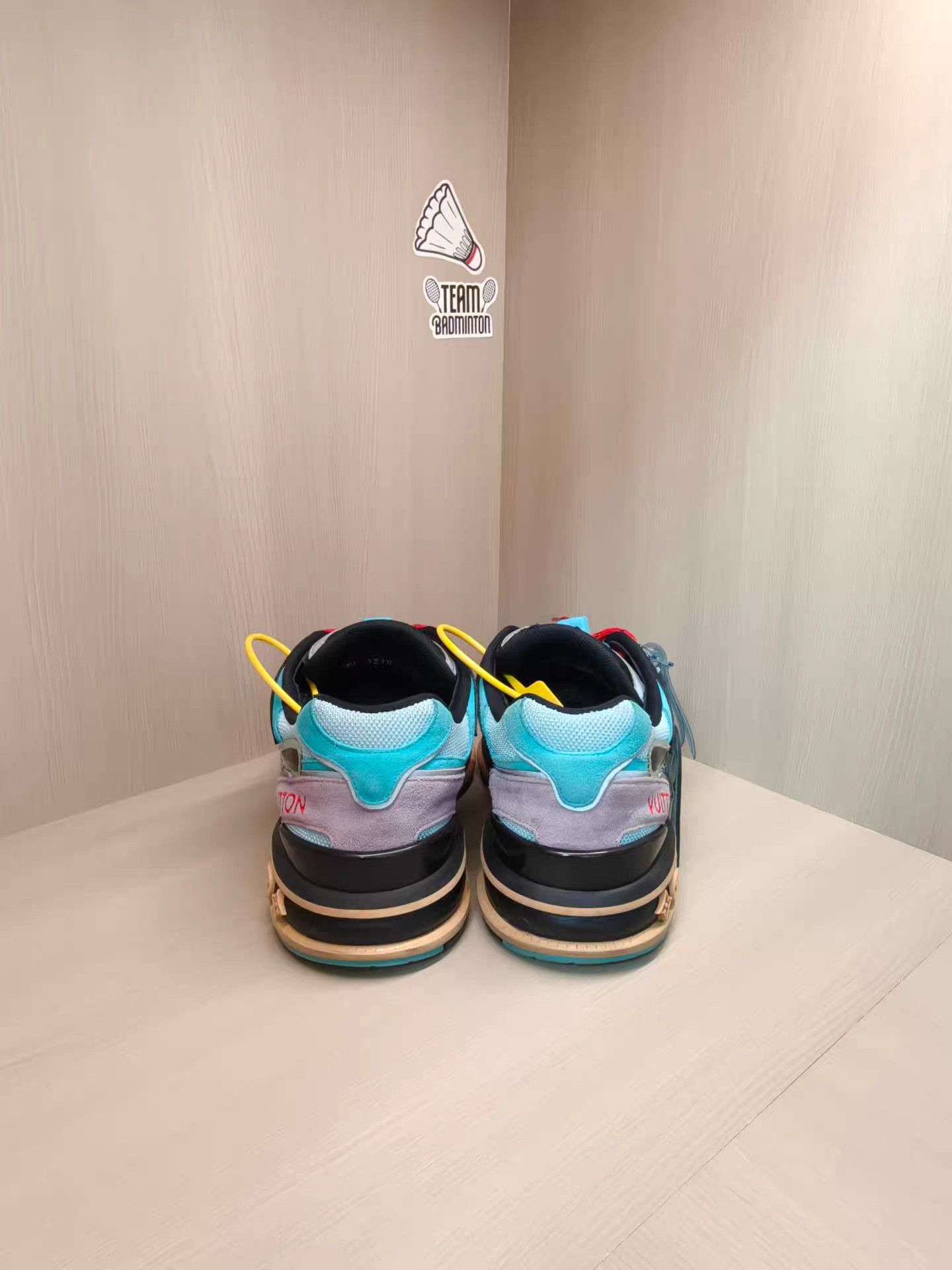 Louis Vuitton LOUIS VUITTON LV Trail Sneakers K15 Size US 6.5 / EU 39-40 - 5 Thumbnail