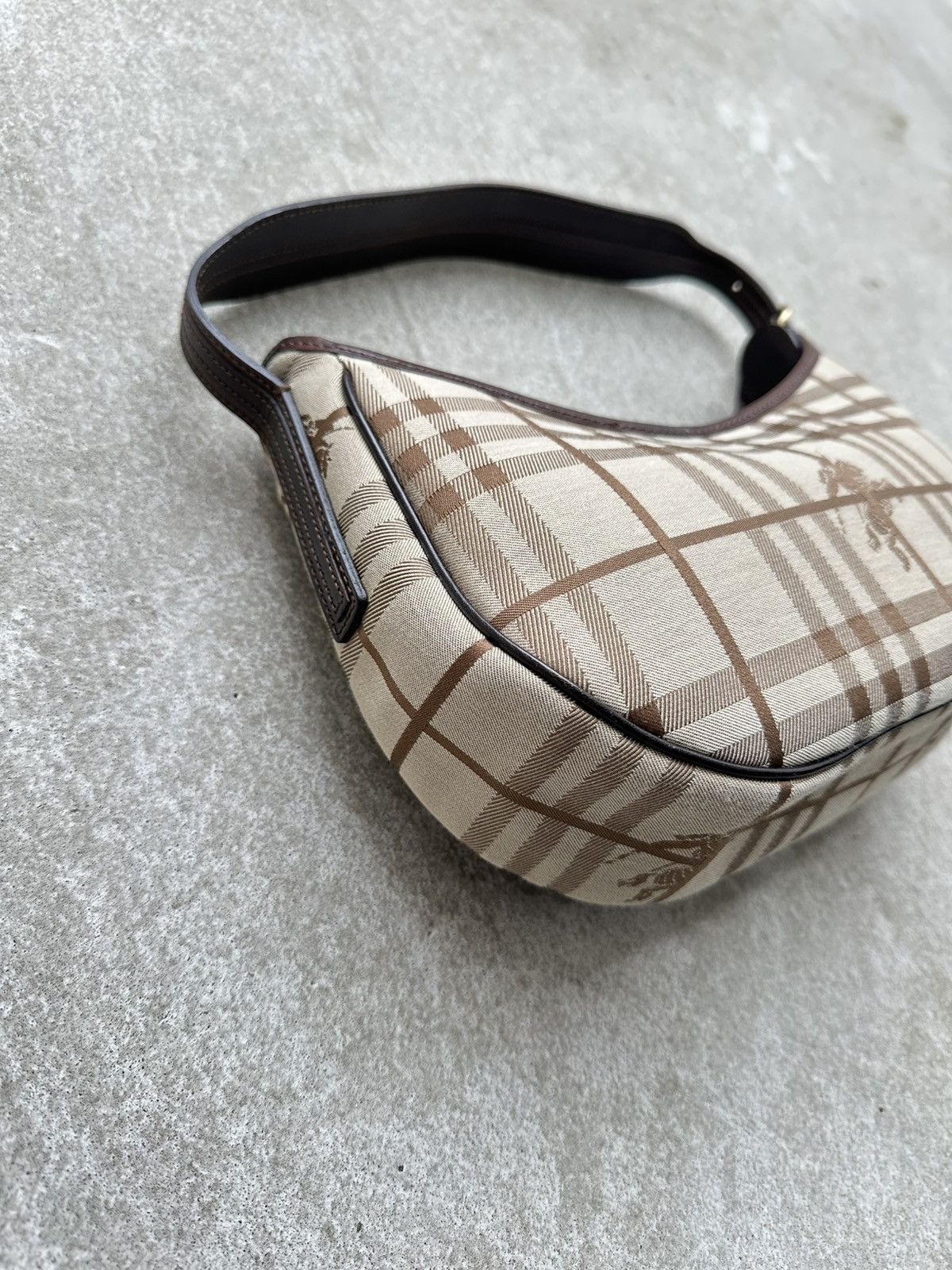 Burberry Burberry London Baguette Haymarket Check Hobo Hand Bag Size ONE SIZE - 6 Thumbnail