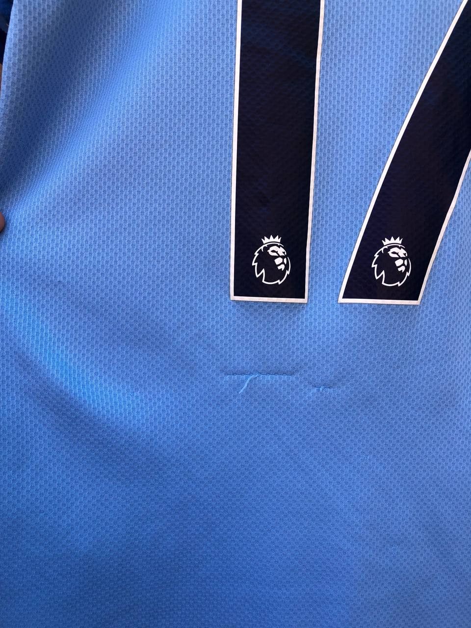 Puma Bruyne #17 Manchester City Football Shirt Soccer Jersey Puma Size US S / EU 44-46 / 1 - 7 Thumbnail