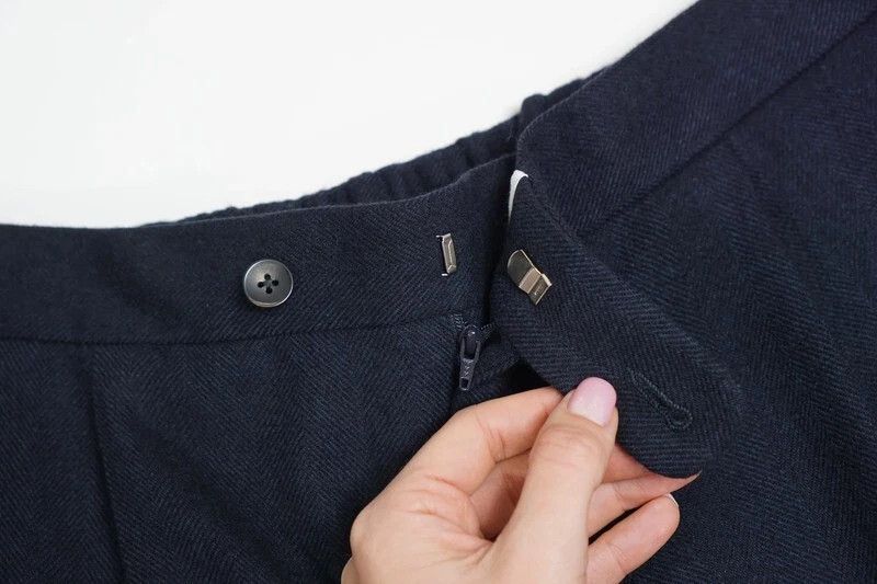 Suitsupply Men Suitsupply Ames Pleat SA Trousers Flannel Navy Blue U40L Size 40L - 4 Thumbnail