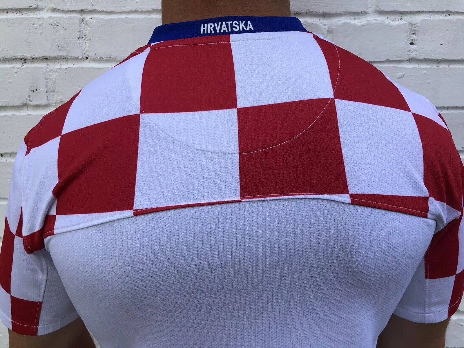 Nike VINTAGE NATIONAL CROATIA 2008 2009 HOME JERSEY SOCCER Size US S / EU 44-46 / 1 - 7 Thumbnail