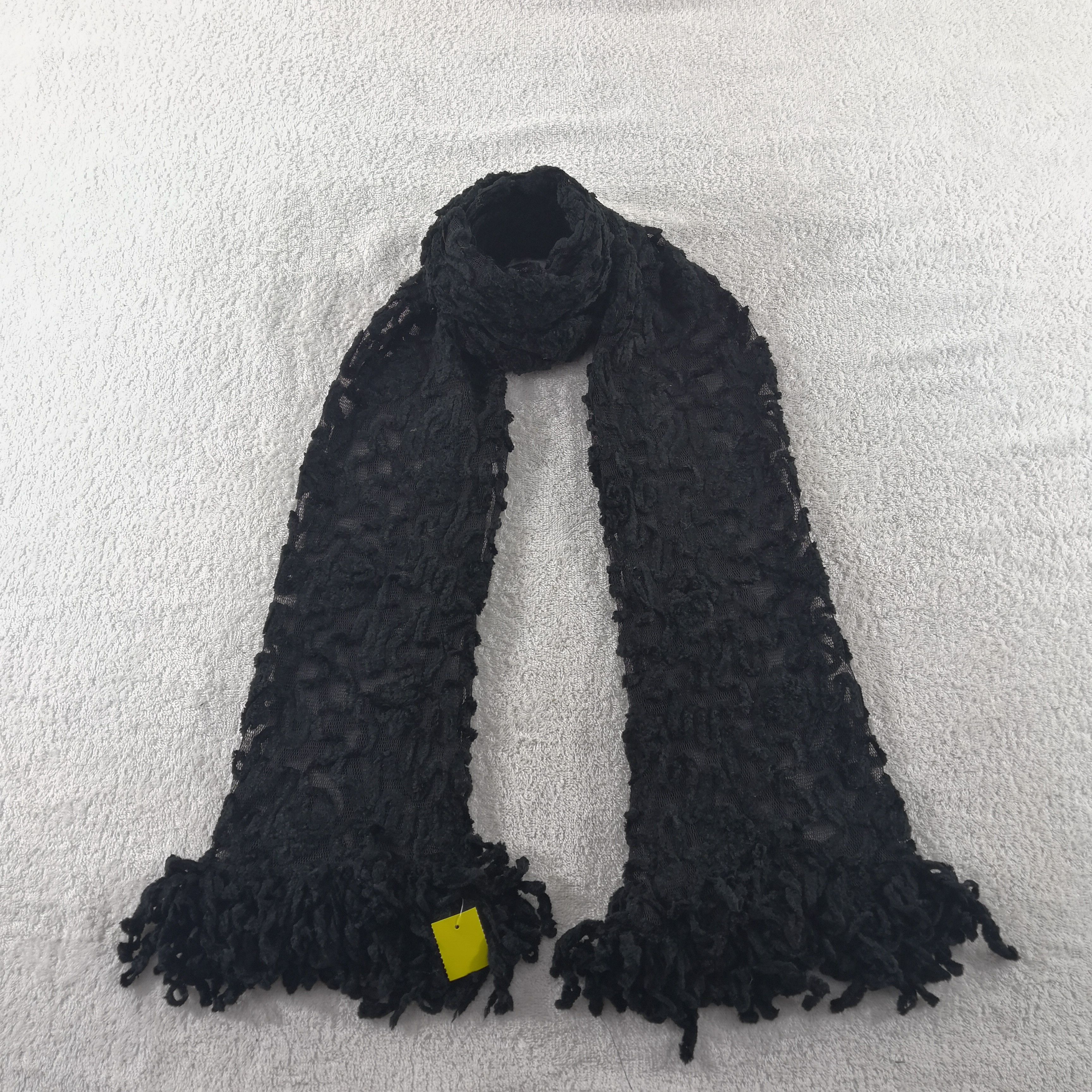 Vintage Vintage Carrera Scarf Wool Mesh Muffler Knit Scarves . Size ONE SIZE - 1 Thumbnail