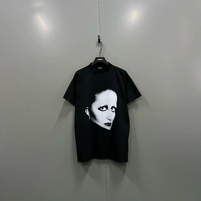 Balenciaga Balenciaga Short sleeve with portrait pattern on chest Size US XXS / EU 40 - 1 Thumbnail
