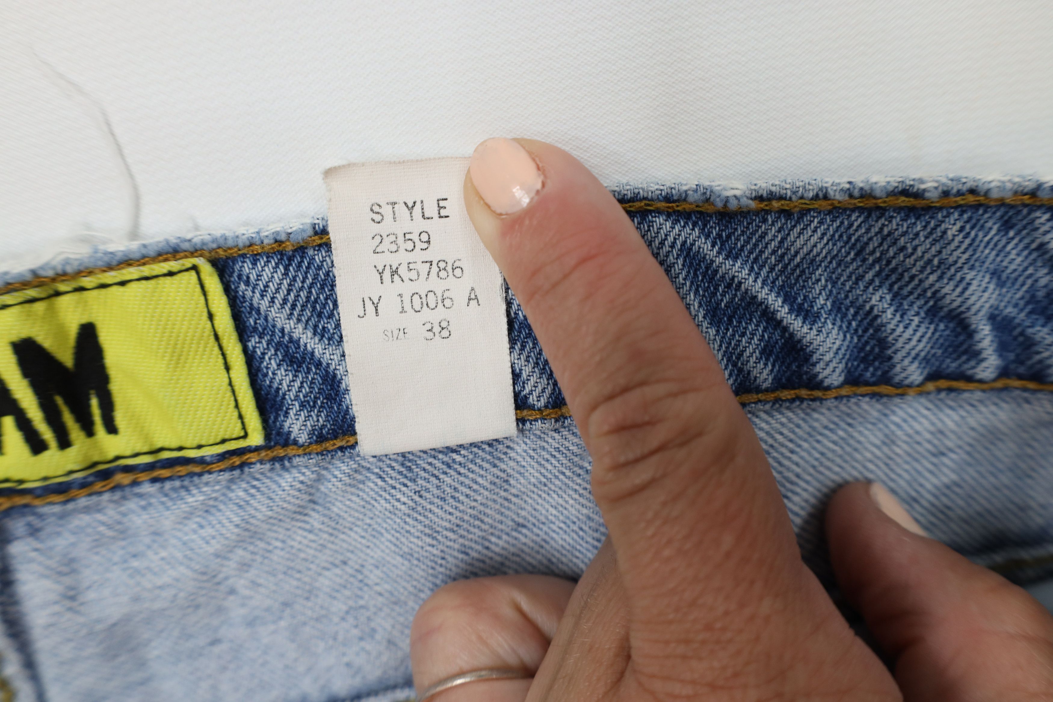 Vintage Vintage 90s Streetwear Fit Denim Jean Shorts Jorts Blue Size US 38 / EU 54 - 10 Thumbnail