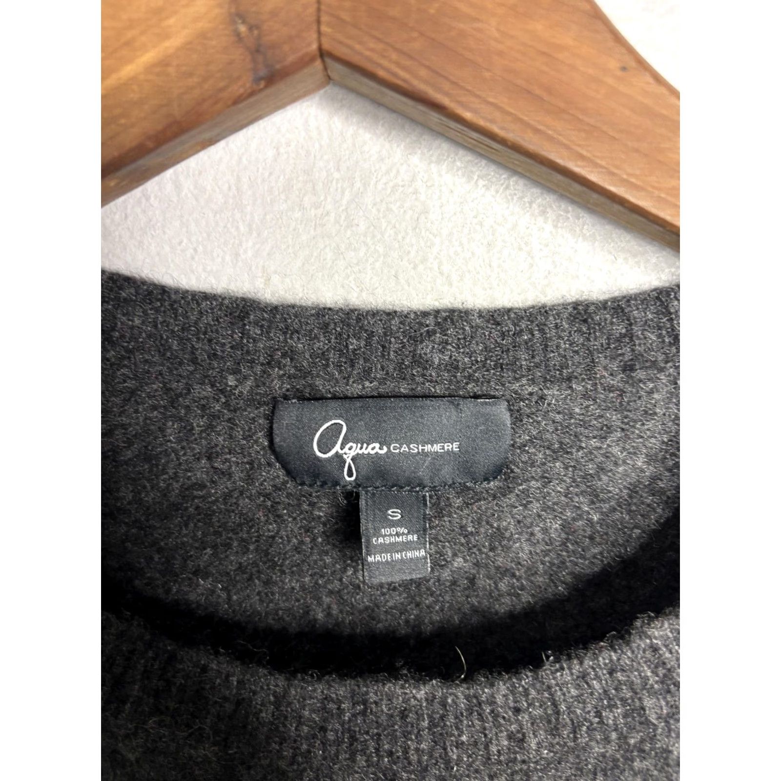 AQUA Aqua Sweater Dress Womens Small Cashmere Crew Neck Short Sleeve Knit Cozy Winter Gray Holiday Casual Workwear Size S / US 4 / IT 40 - 3 Thumbnail