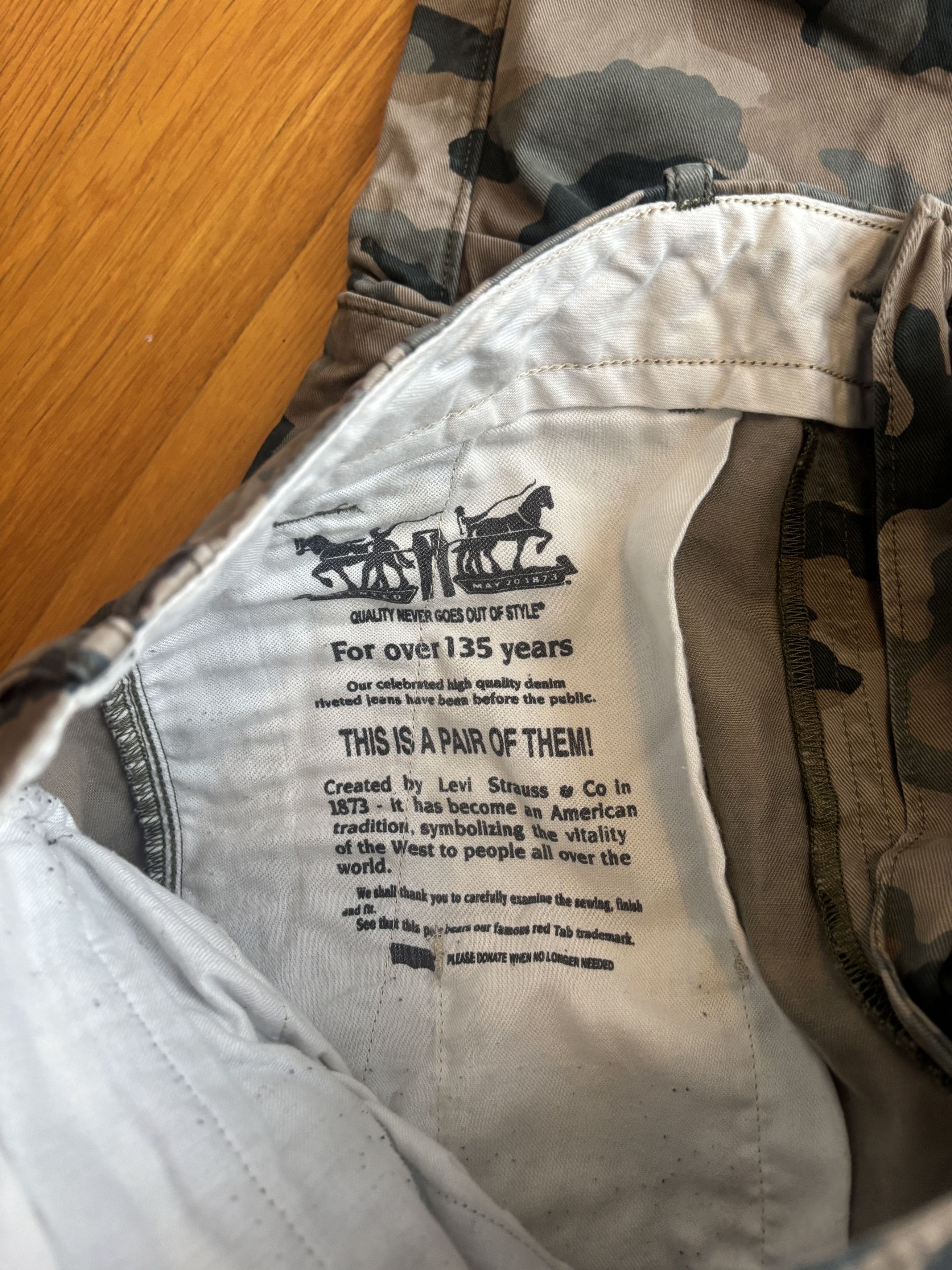 Levi's Levi's Camo Cargo Pants 34x30 Size US 34 / EU 50 - 4 Thumbnail