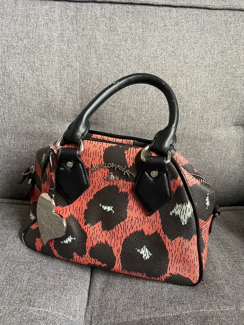 Vivienne Westwood Vivienne Westwood size os Queen Victoria's love tiger patte Size ONE SIZE - 2 Thumbnail