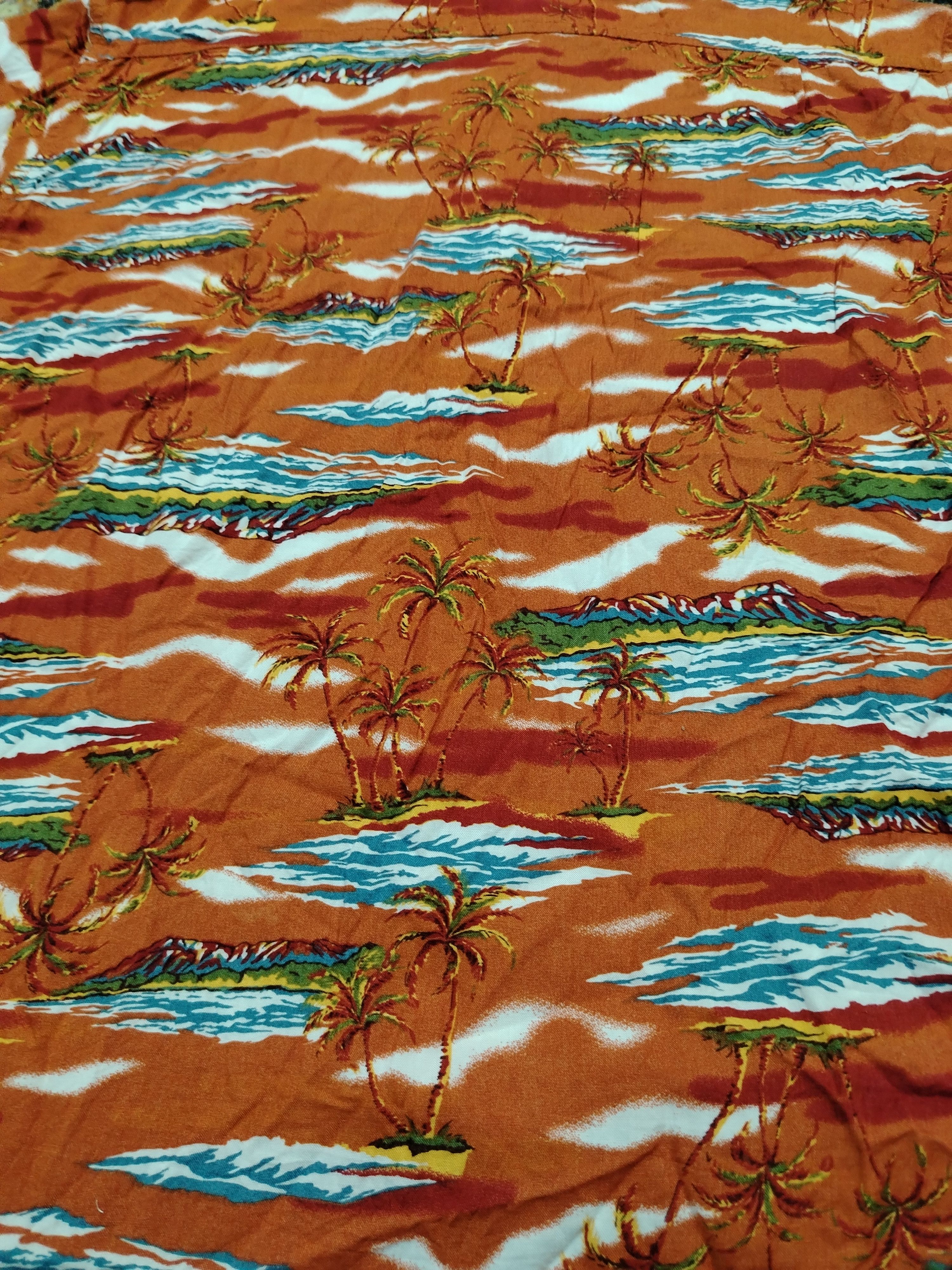 Vintage Hawaiian Rayon shirt Size US M / EU 48-50 / 2 - 4 Thumbnail