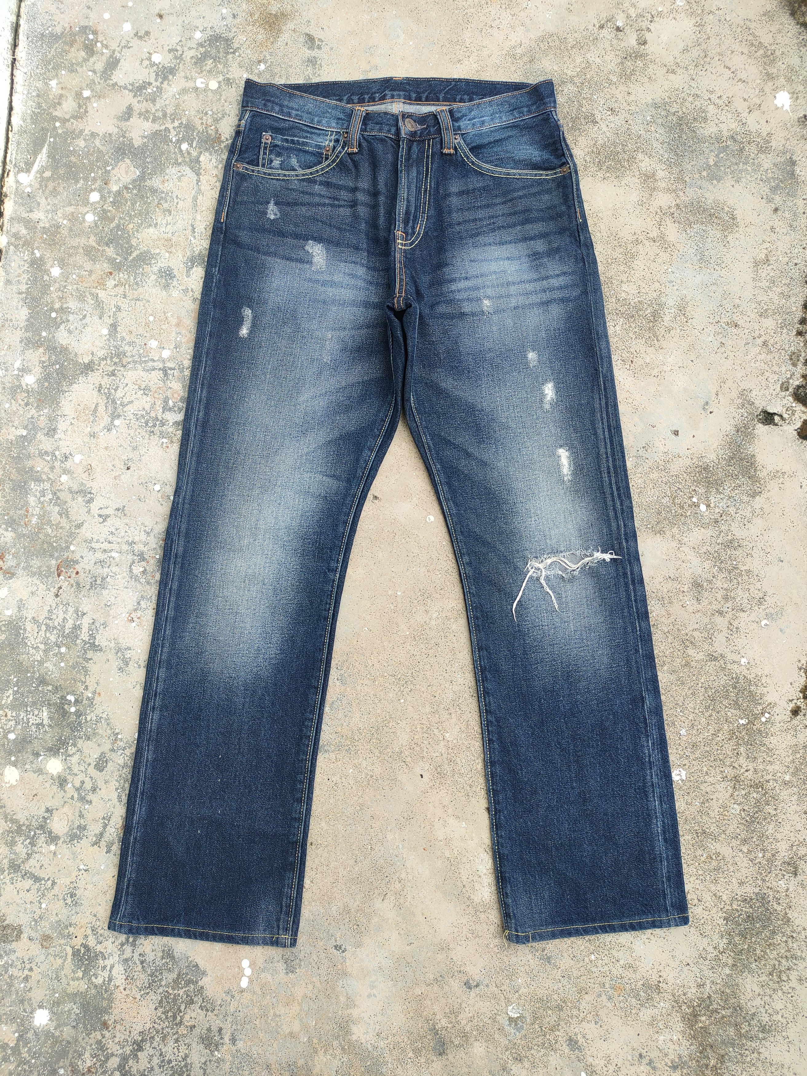 GU VINTAGE GU FADED RIPPED JEANS DENIM PANTS Size US 31 - 1 Thumbnail