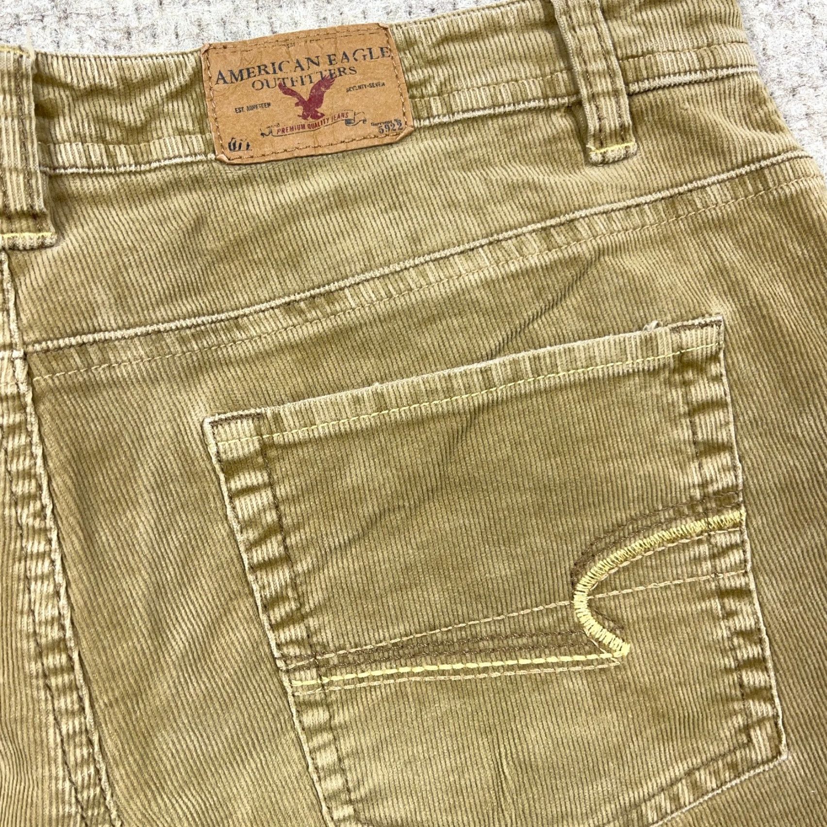 American Eagle Outfitters VINTAGE American Eagle Jeans Women 8 Bootcut Corduroy Brown 00s Modern Classic Hipster Mens Womens Size 30" / US 8 / IT 44 - 6 Thumbnail