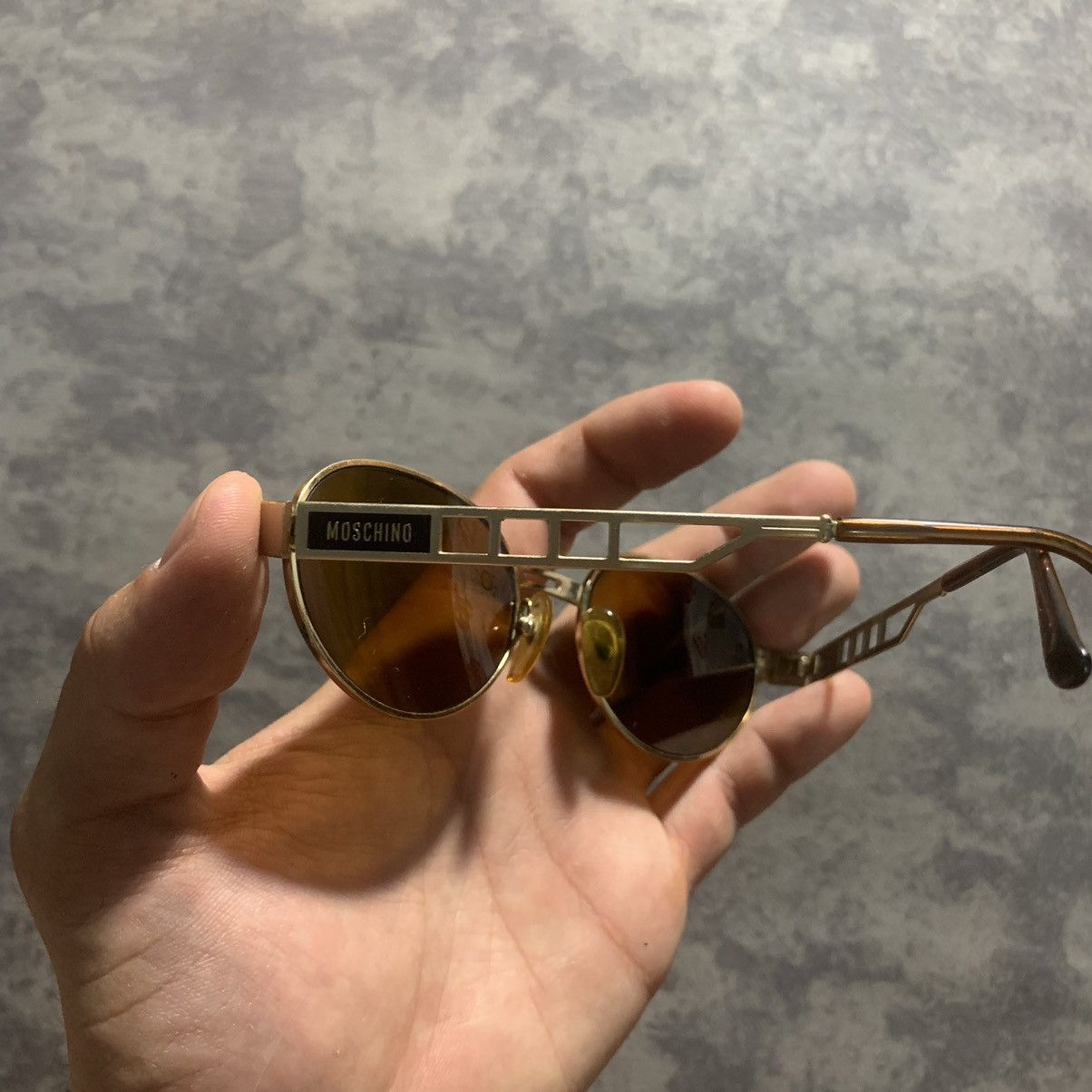 Moschino Gold Vintage Moschino MM3006‑S Size ONE SIZE - 3 Thumbnail