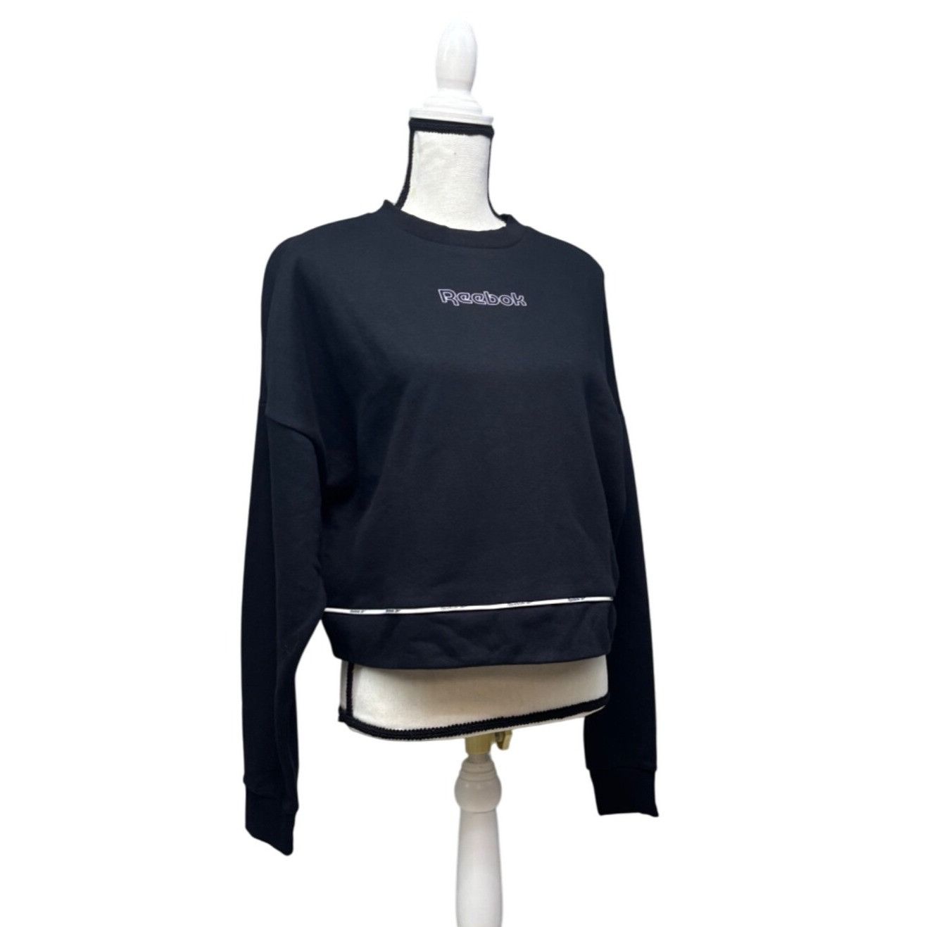 Reebok Reebok Women’s Piped Trim Cropped Sweatshirt, L, Black Size L / US 10 / IT 46 - 3 Thumbnail