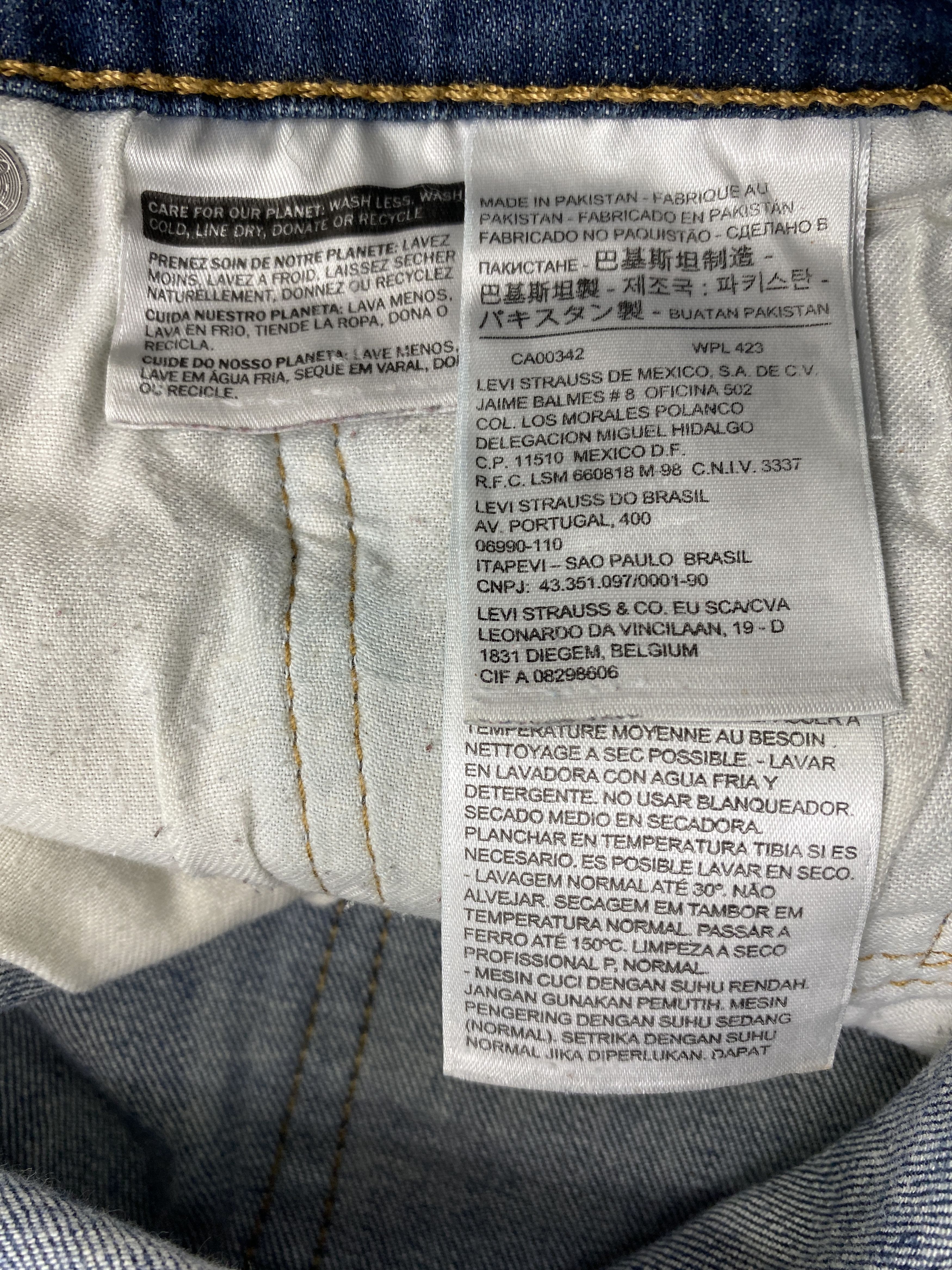 Levi's × Vintage Vintage Levis 541 Faded Blue Jeans Size US 31 - 7 Thumbnail