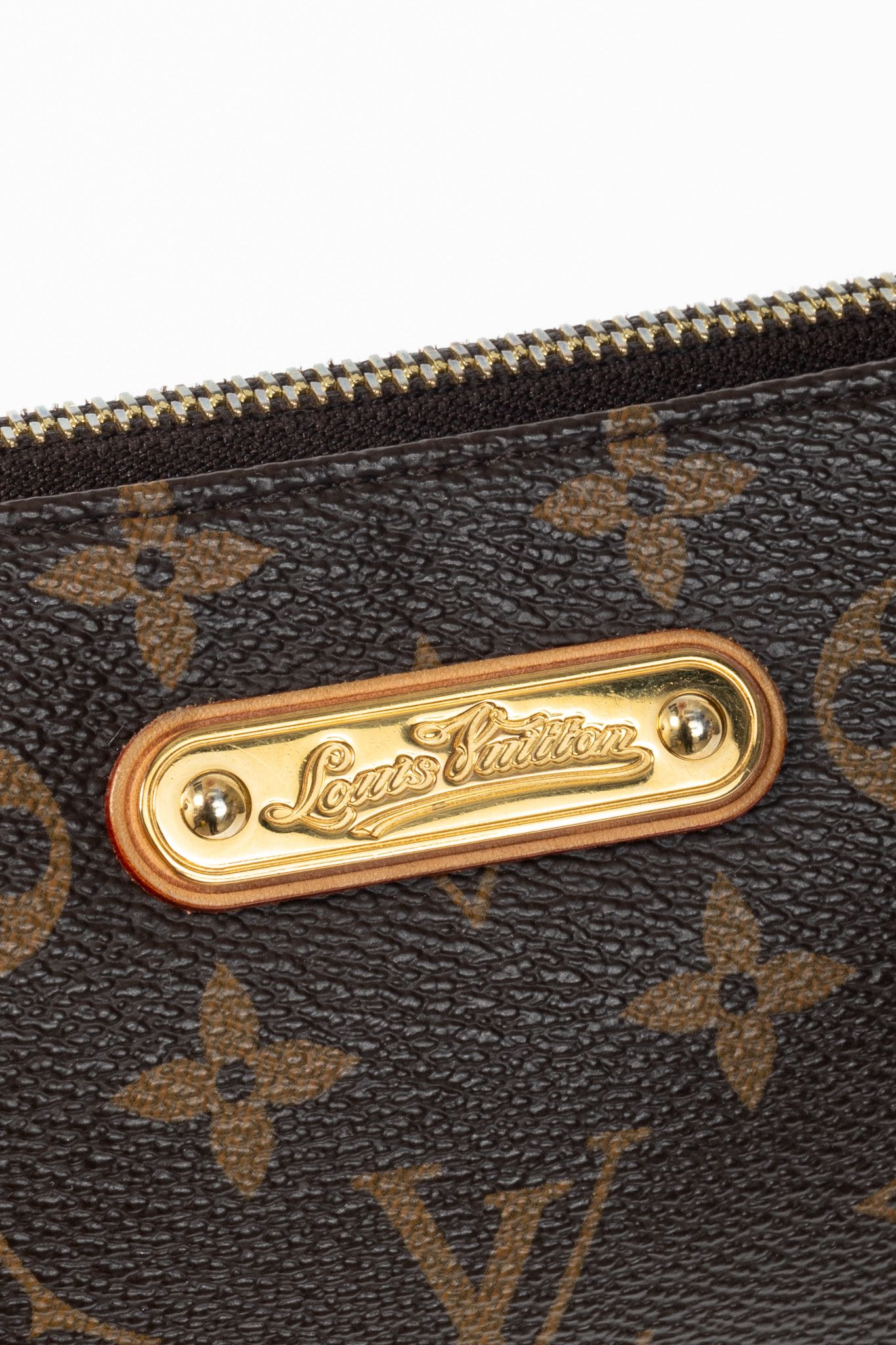 Louis Vuitton Louis Vuitton Milla MM Monogram Canvas Pochette Size ONE SIZE - 8 Thumbnail