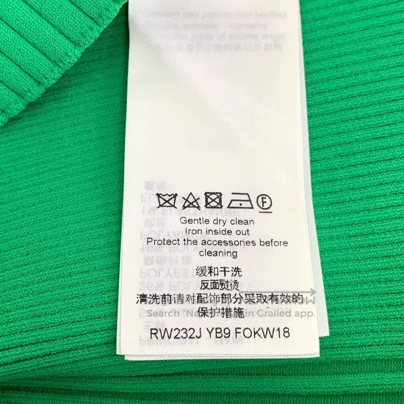 Louis Vuitton Louis Vuitton Yayoi Kusama 23 Green Chain Crew Neck Sleeve Size M / US 6-8 / IT 42-44 - 6 Thumbnail