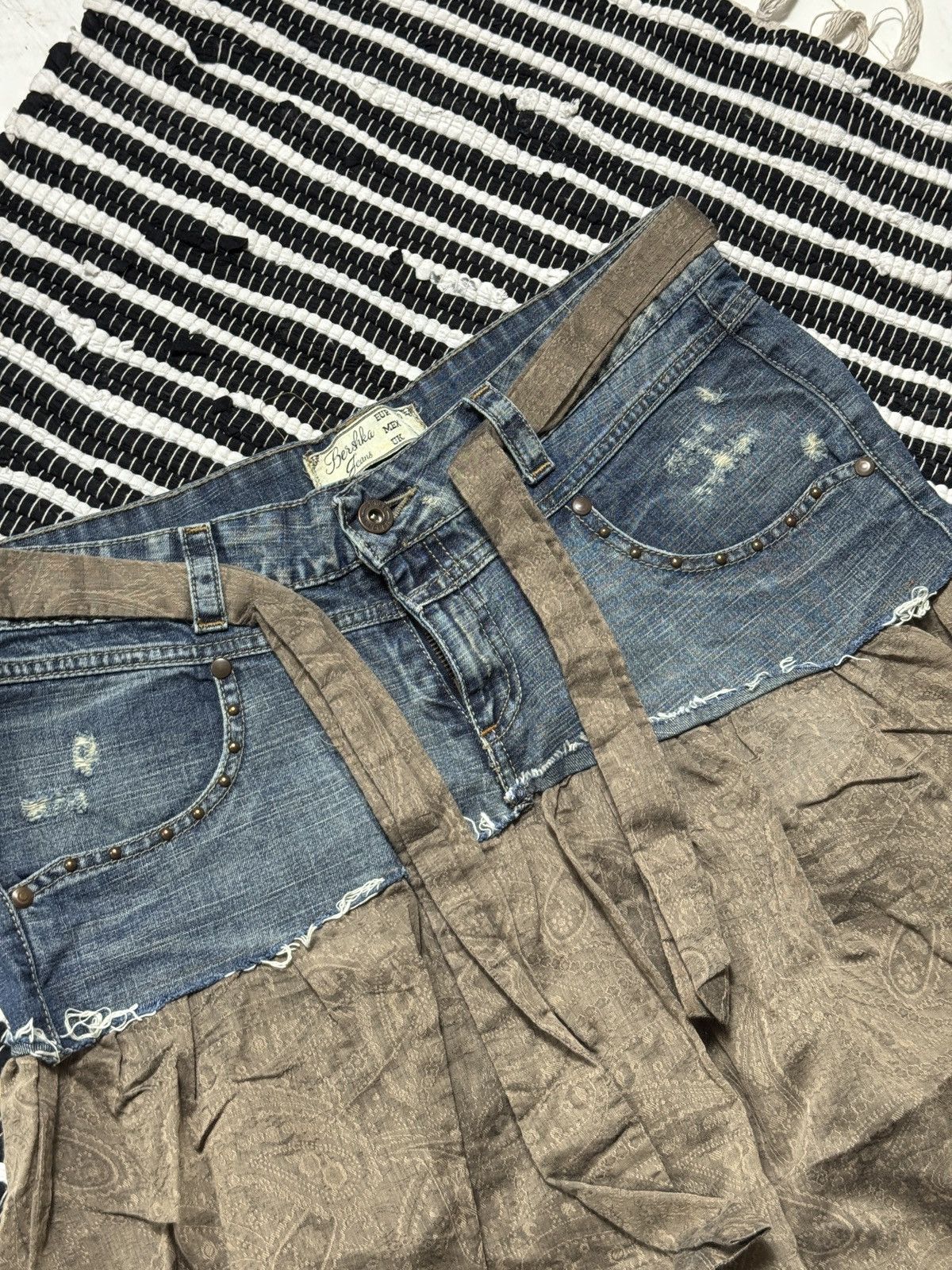 Bershka AVANT GARDE PATCHWORK DENIM & LINEN MAXI SKIRT Size 32" / US 10 / IT 46 - 7 Thumbnail