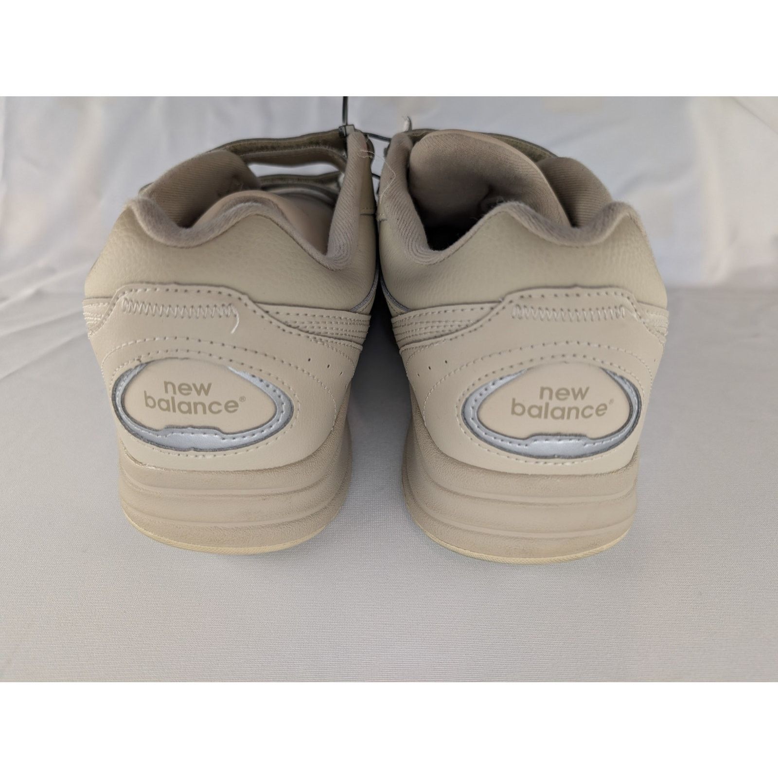 New Balance New Balance Unisex WW577VW Hook & Loop Shoe M11.5/W13 2E Size US 11 / EU 44 - 5 Thumbnail