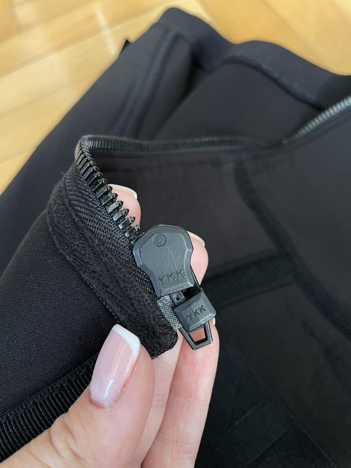 Alexander Wang Alexander Wang x H&M Neoprene Sweatshirt Archive Size S / US 4 / IT 40 - 6 Thumbnail