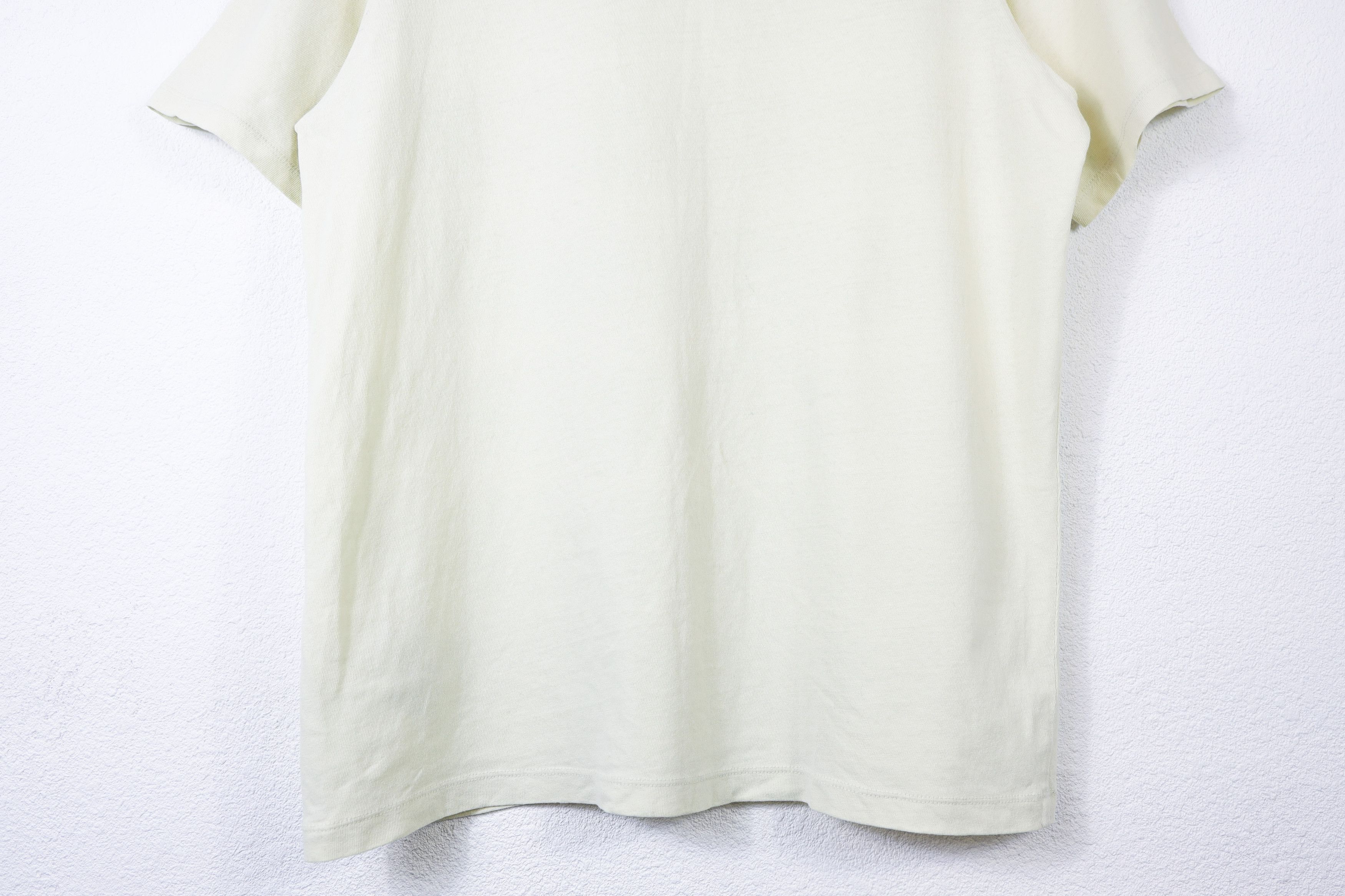 JW Anderson × Uniqlo J.W.Anderson x Uniqlo Logo Light Beige Tee T-shirt Size M / US 6-8 / IT 42-44 - 9 Thumbnail